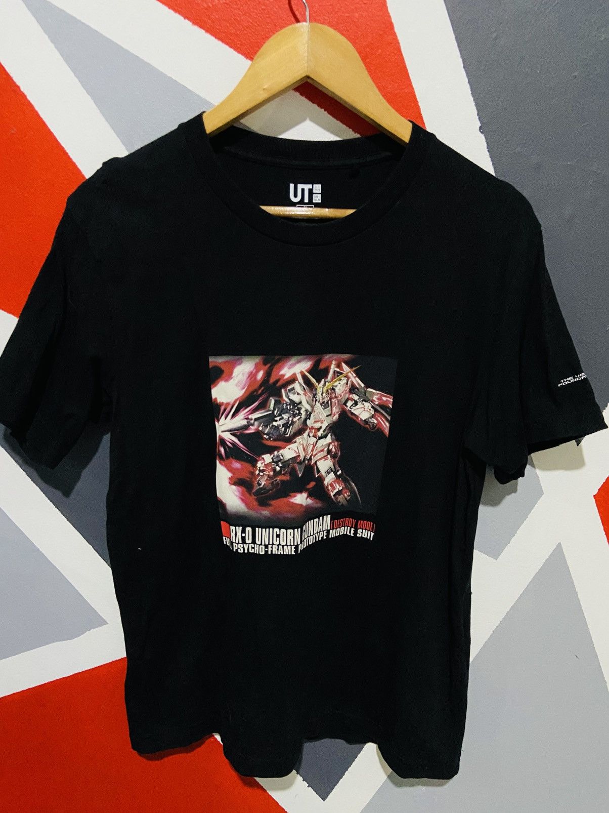 Anime 40th Year Gundam - RX-O Unicorn Gundam ( destroy mode ) Size US M / EU 48-50 / 2 - 1 Thumbnail