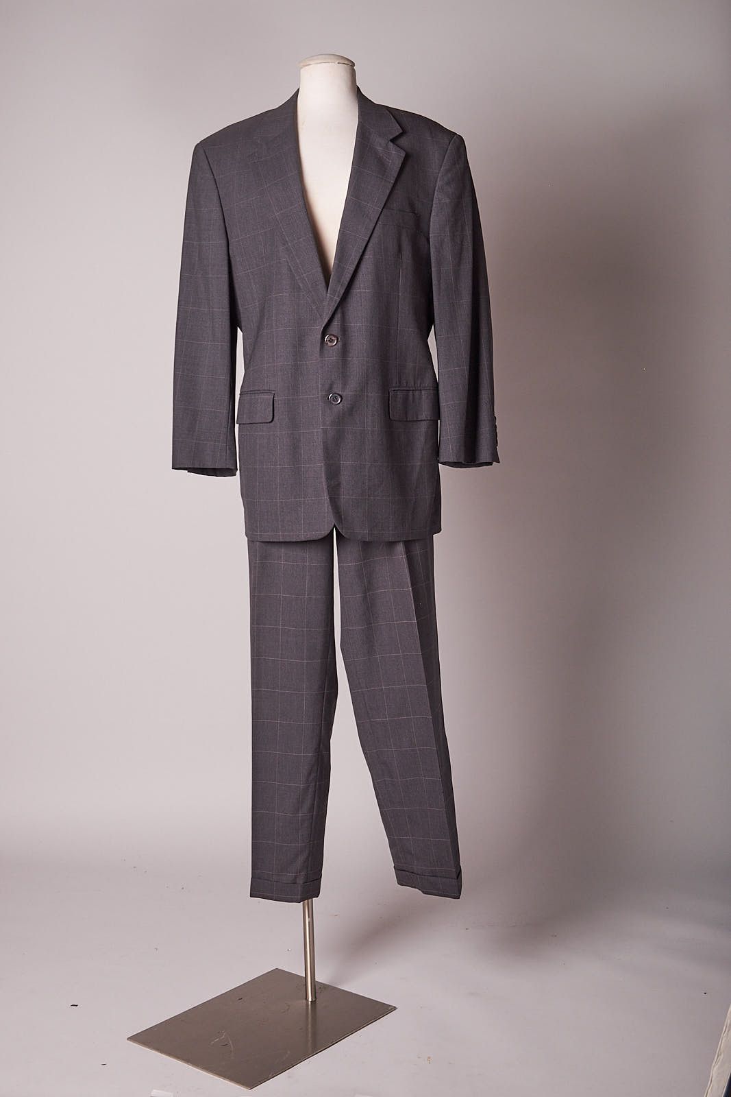 Tom James 198os Dark Gray Check 2 Piece Wool Suit Size 42R - 1 Thumbnail