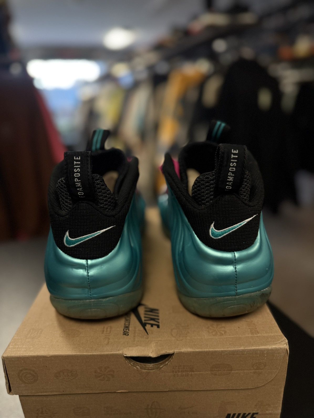 Nike Nike Foamposite Electric Blue Size 11 (2011) (624041-410) Size US 11 / EU 44 - 7 Thumbnail