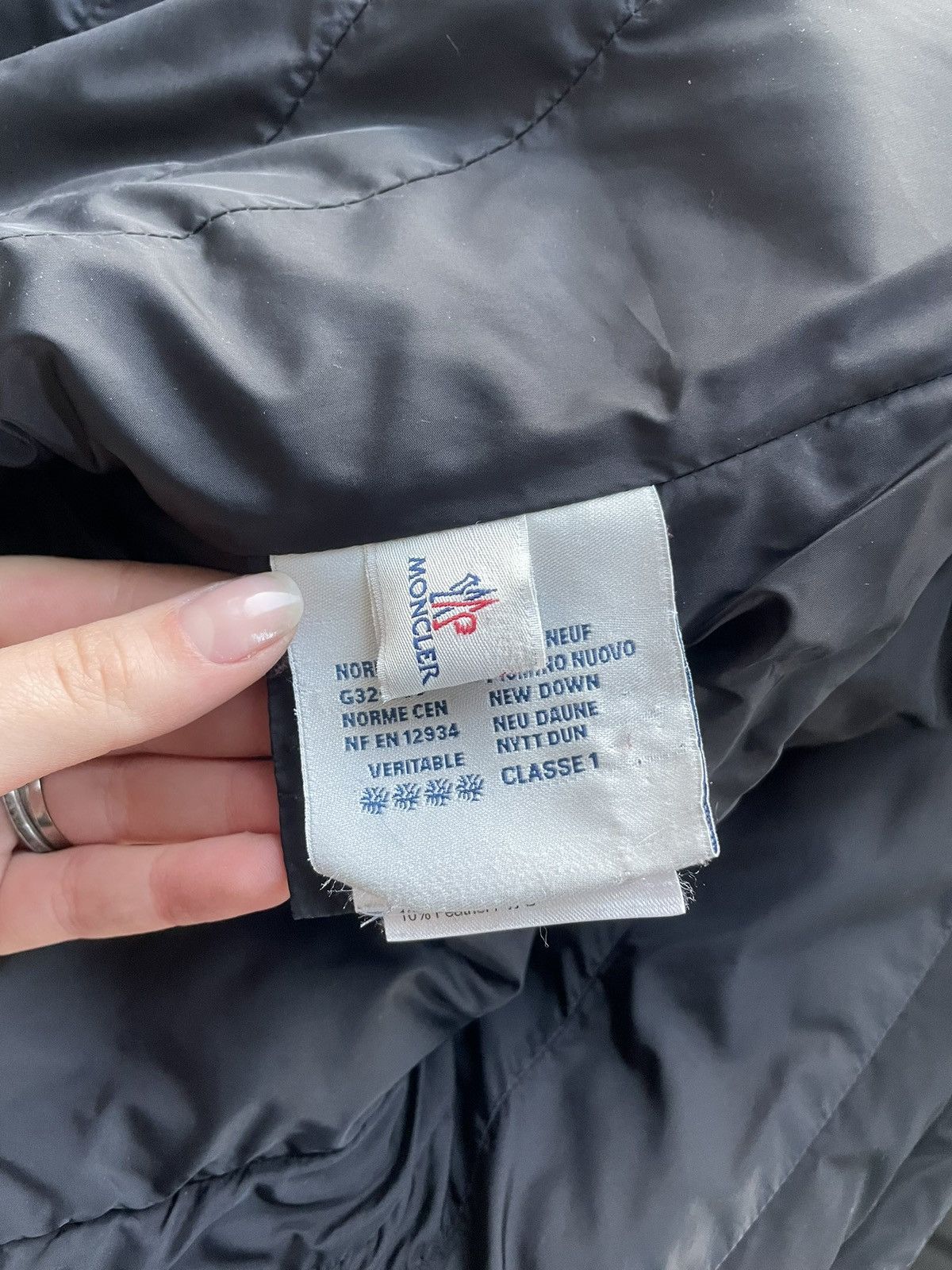 Moncler Vintage Moncler Down Jacket Long 2000’s puff Size L / US 10 / IT 46 - 17 Thumbnail