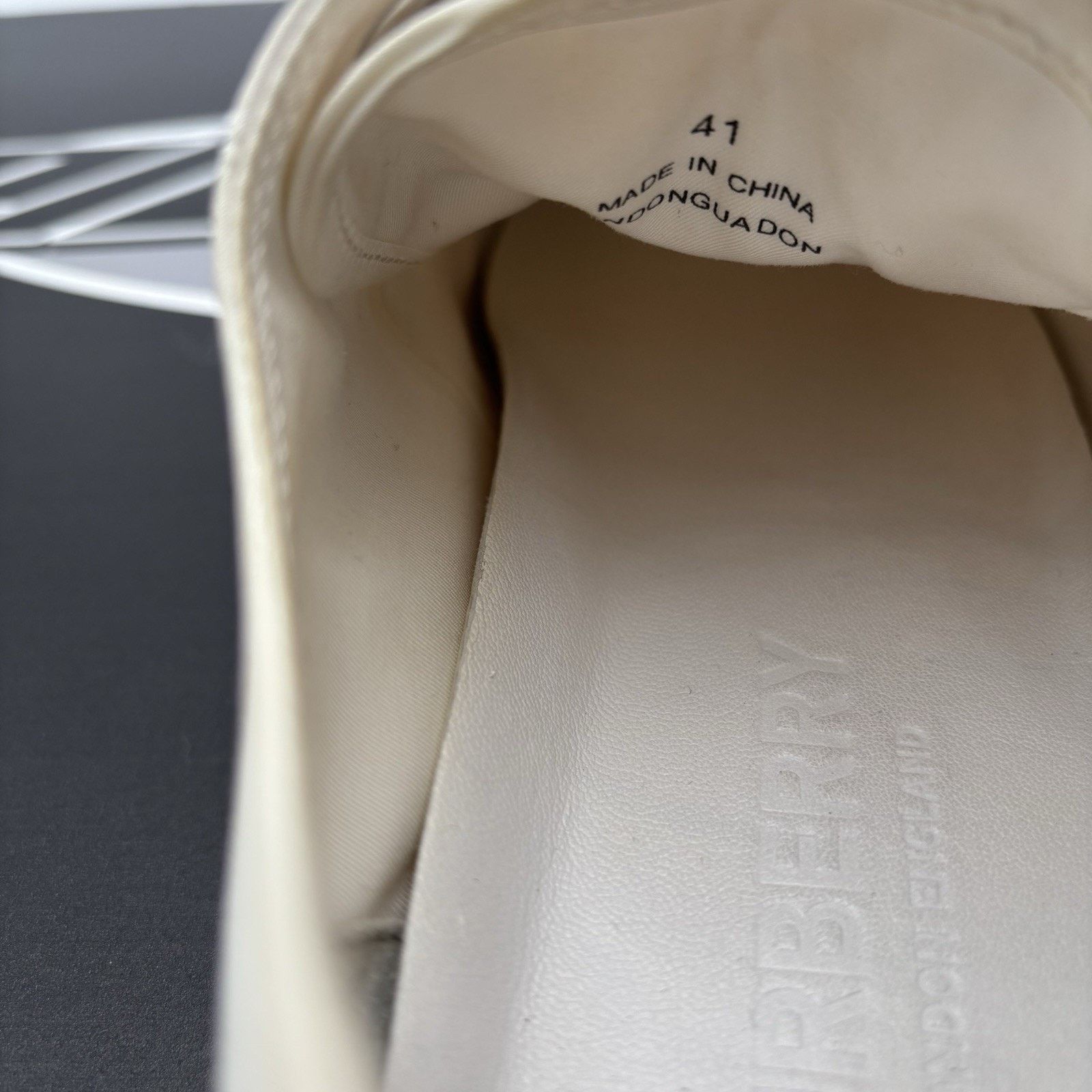 Burberry Burberry Low Sneaker ' Orange, White ' | SUPER CLEAN! Size US 8 / EU 41 - 21 Thumbnail