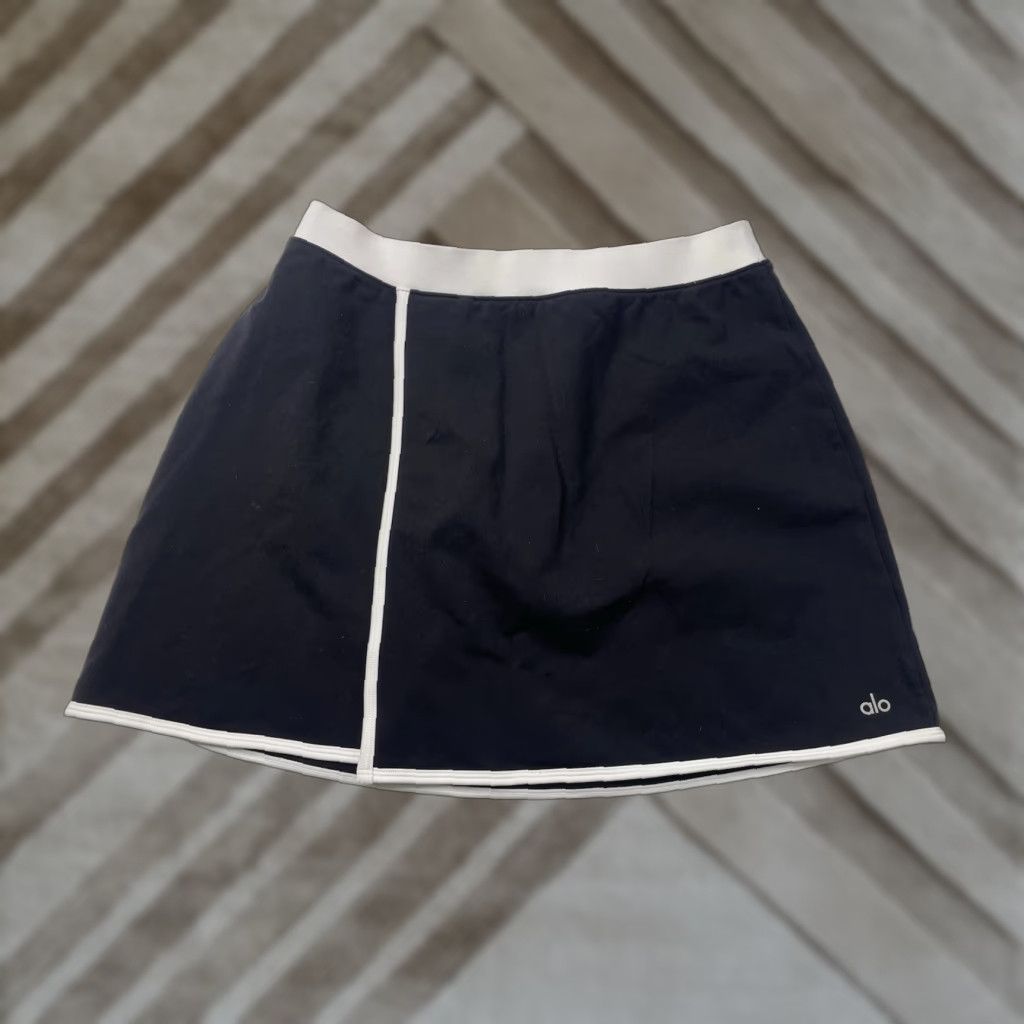 Alo ALO Mini Skirt Black L Large Lined Airbrush Performance Fabric Women Skirt Short Activewear Size 36" / US 14 / IT 50 - 1 Thumbnail