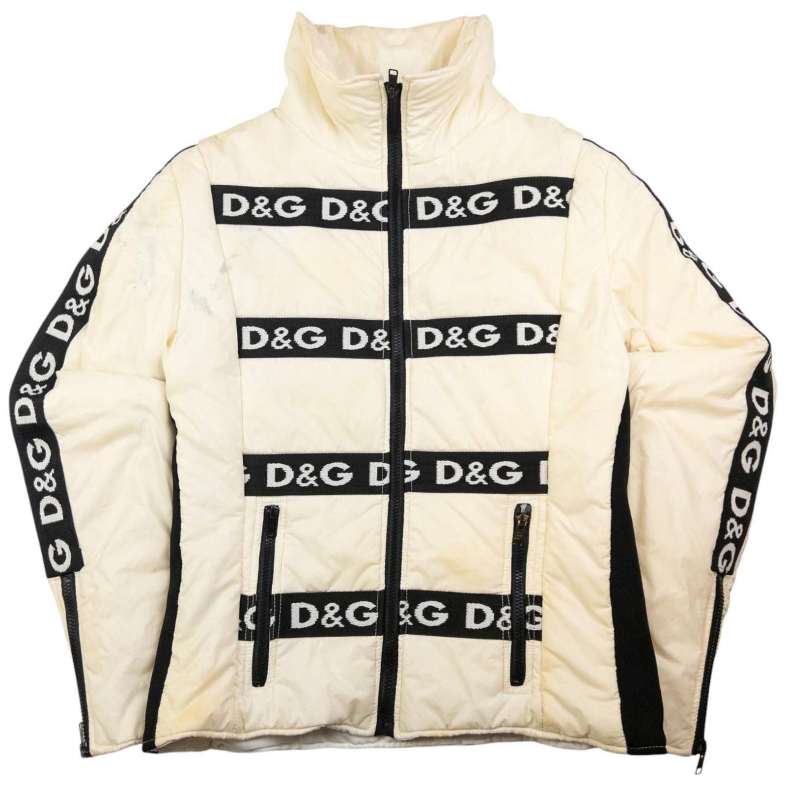 Dolce & Gabbana Vintage Dolce & Gabbana Puffer Jacket Womens Size M Size M / US 6-8 / IT 42-44 - 1 Thumbnail