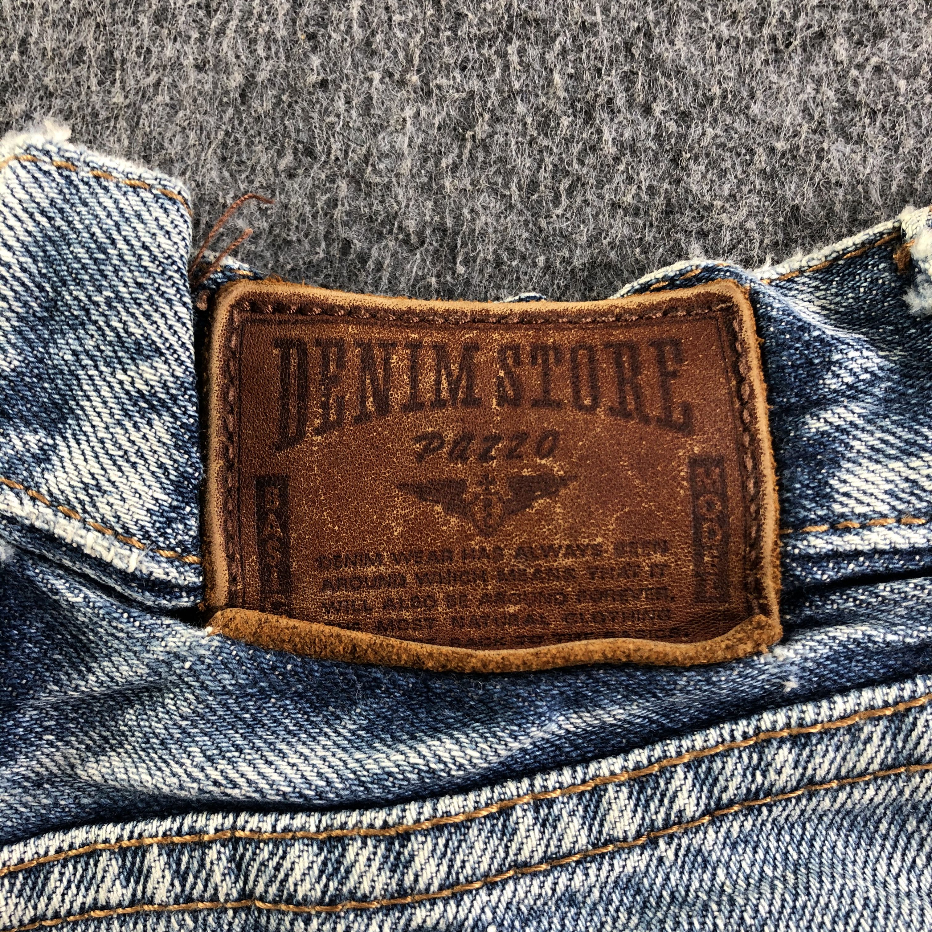 Pazzo Vintage Distress Light Wash Pazzo Jeans-J4018 Size US 33 - 5 Thumbnail