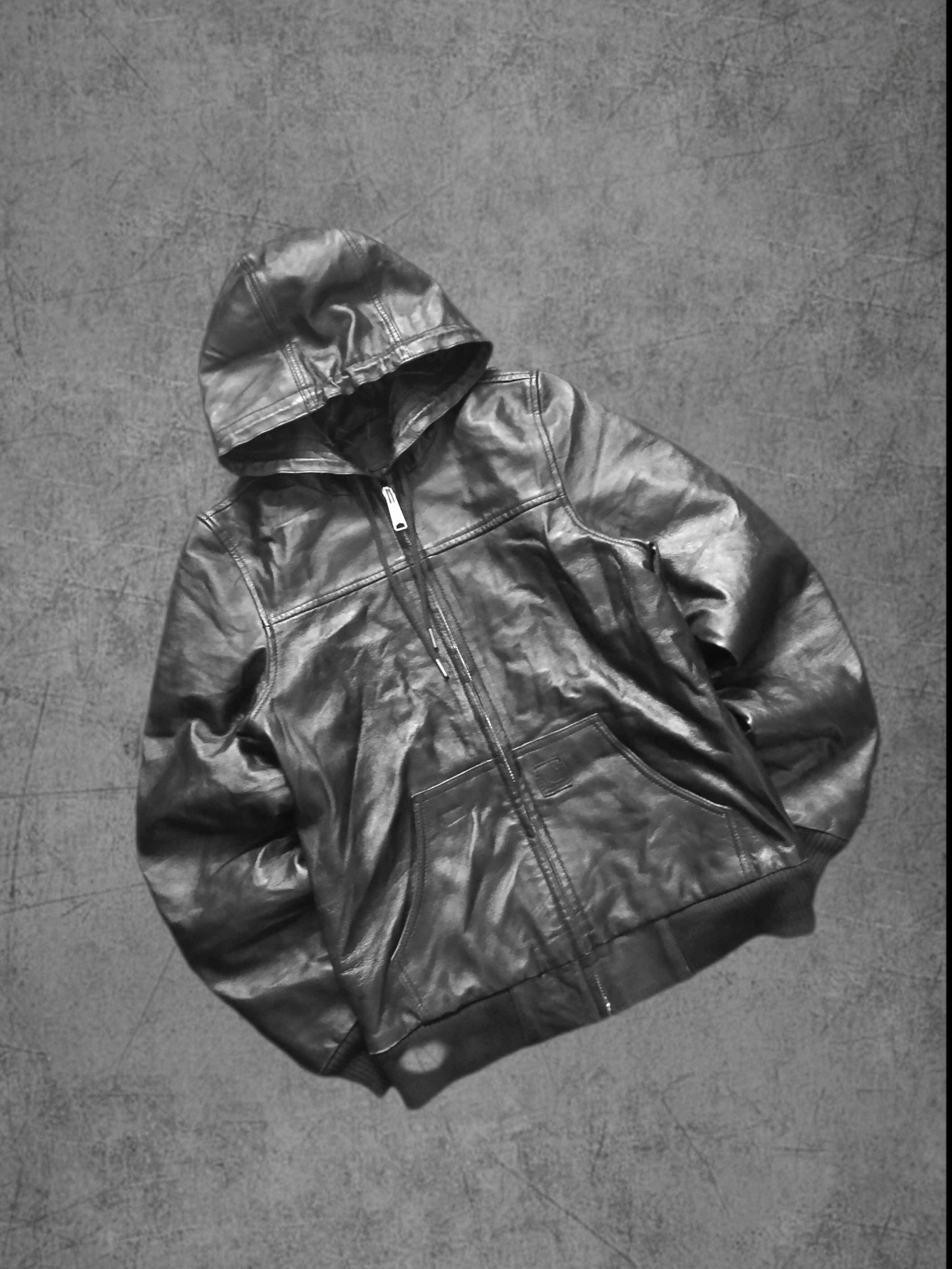 Carhartt Vintage Rare 2008-2009 Carhartt Black Bomber Leather Jacket Size S / US 4 / IT 40 - 2 Thumbnail