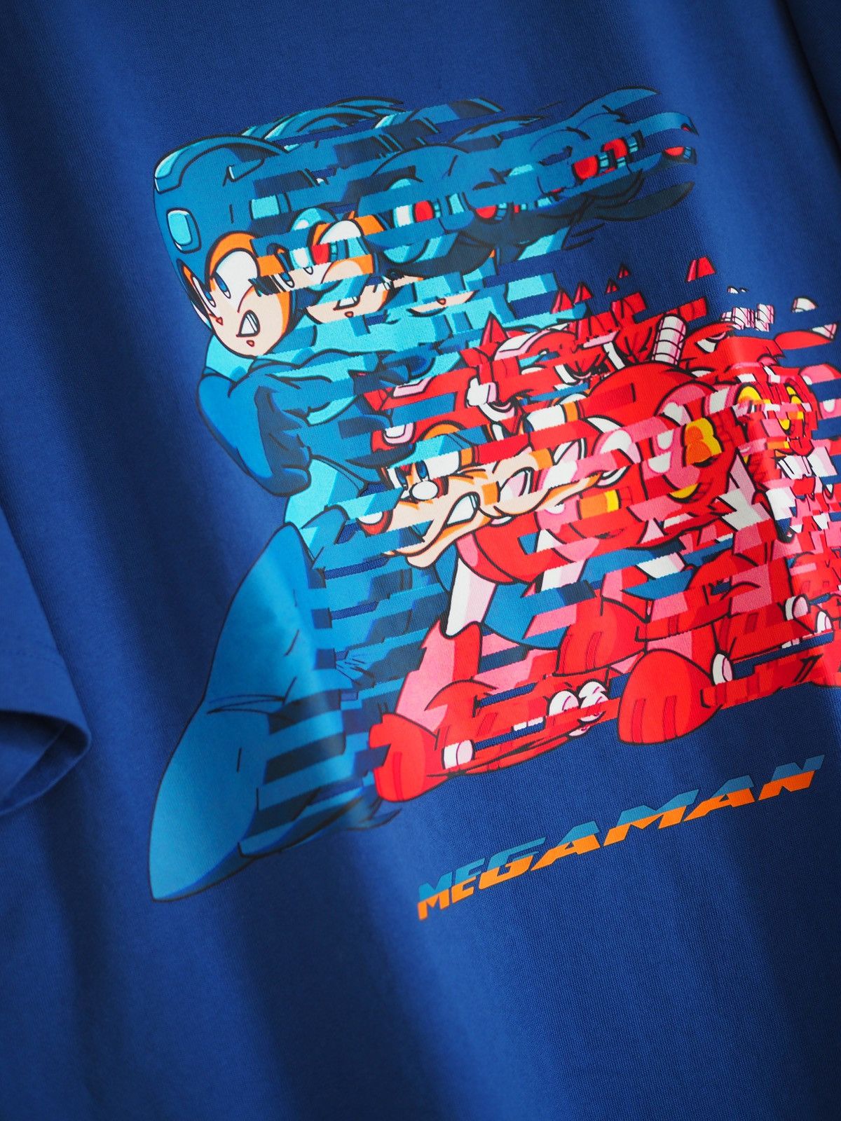 Uniqlo Mega man oversized T shirt Uniqlo CAPCOM large Size US L / EU 52-54 / 3 - 7 Thumbnail