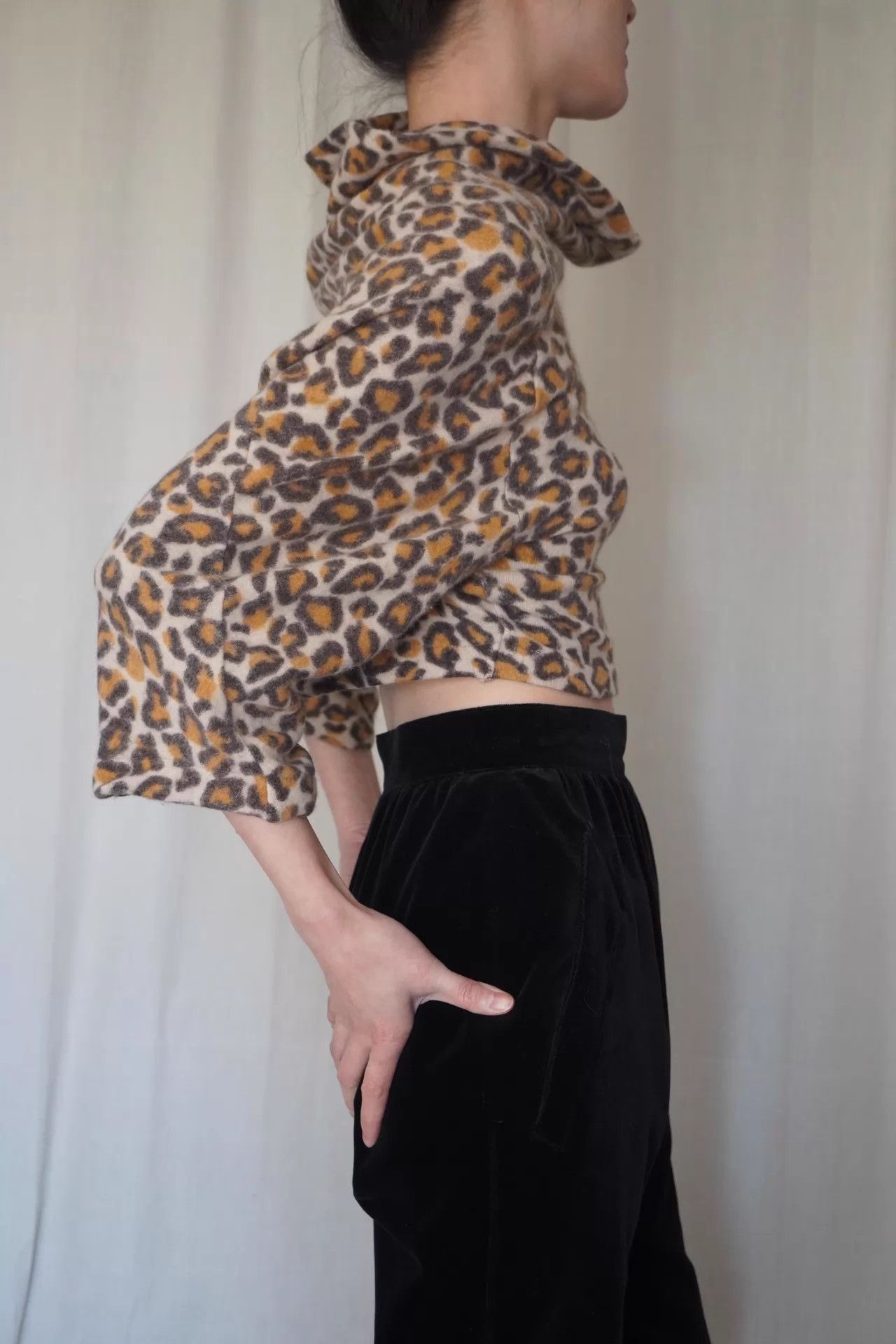 Junya Watanabe Junya Watanabe 2004 Shoulder-Baring Leopard Print Teddy Top Size S / US 4 / IT 40 - 6 Thumbnail