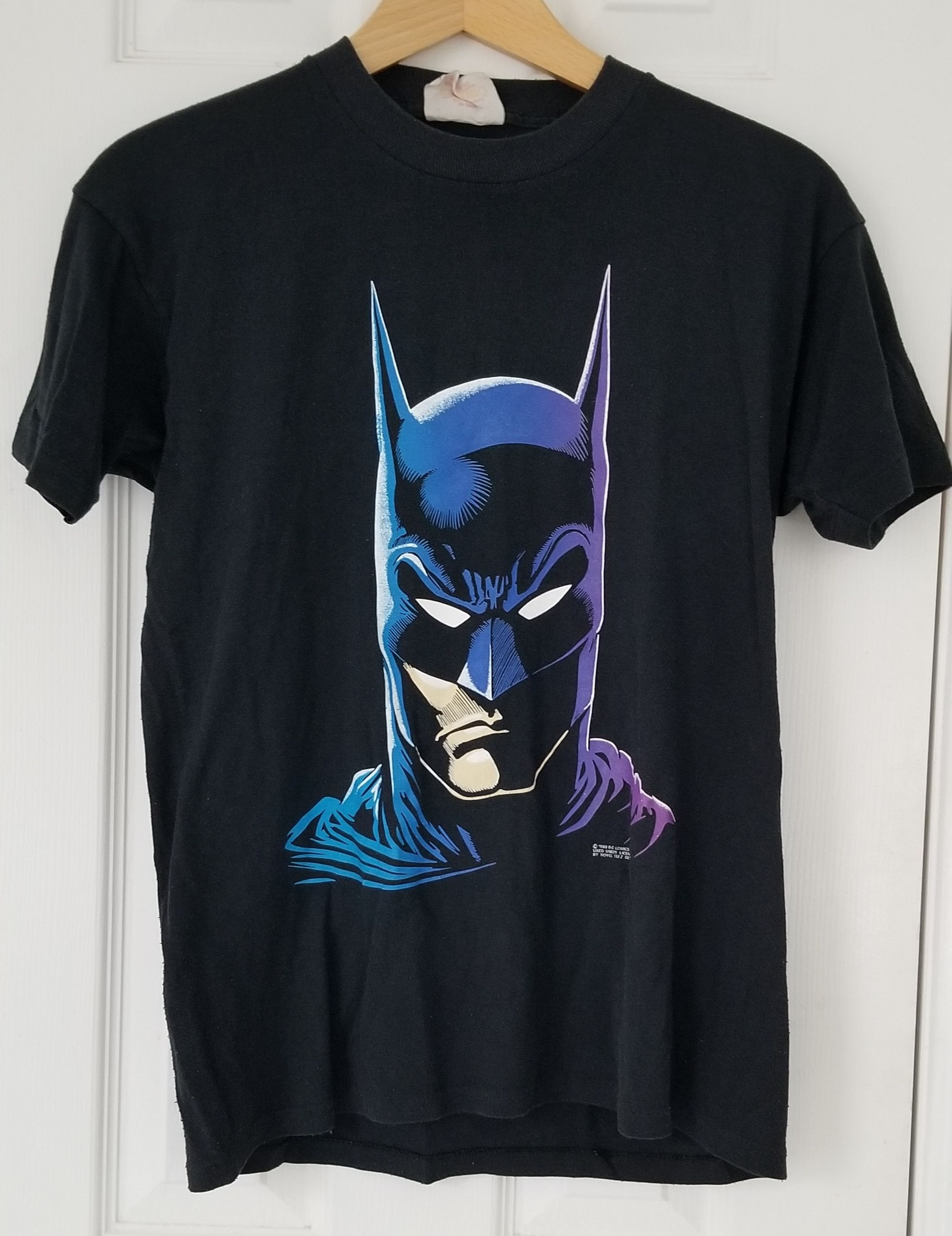 Image of Vintage Batman 80's T-Shirt Dark Knight Small Tee Shirt in Black, Men's (Size XS)