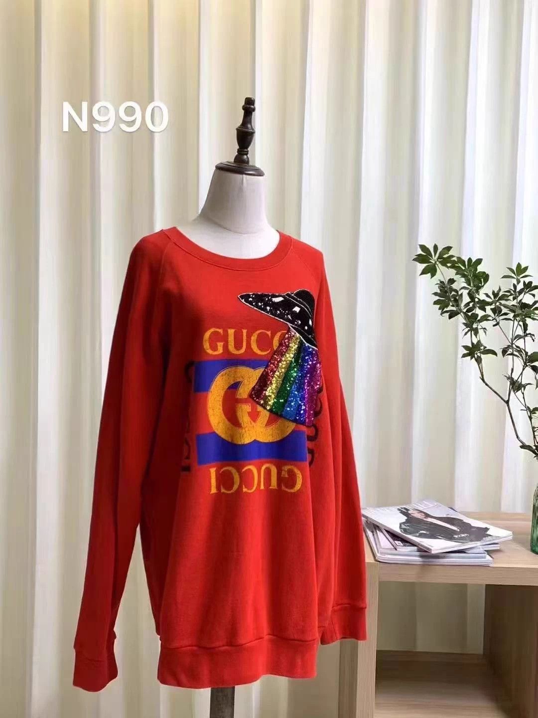 Gucci Red Long Sleeve Graphic Sweatshirt Size US L / EU 52-54 / 3 - 1 Thumbnail