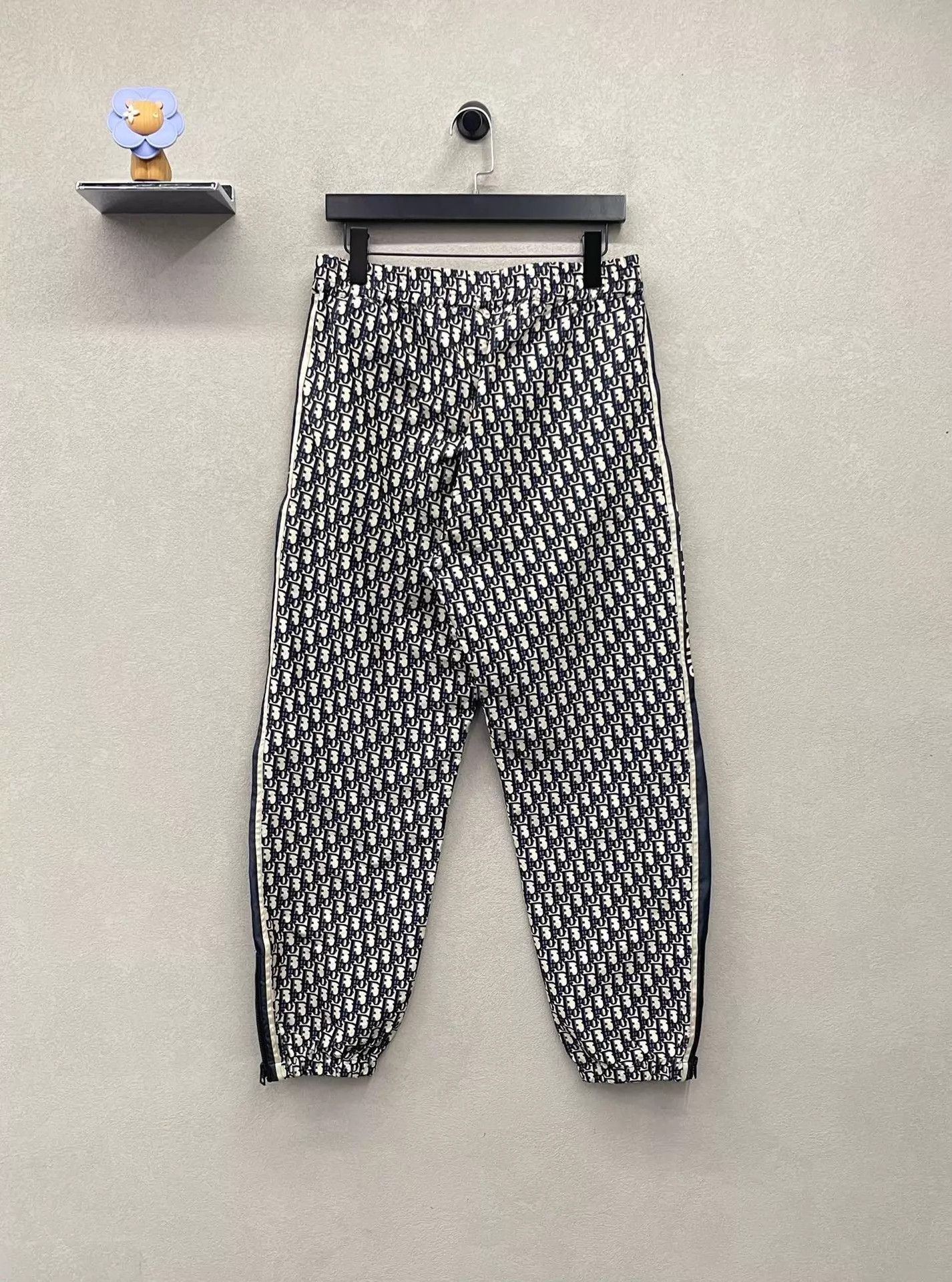 Dior DIOR monogram logo all over print pants Size 26" / US 2 / IT 38 - 2 Thumbnail