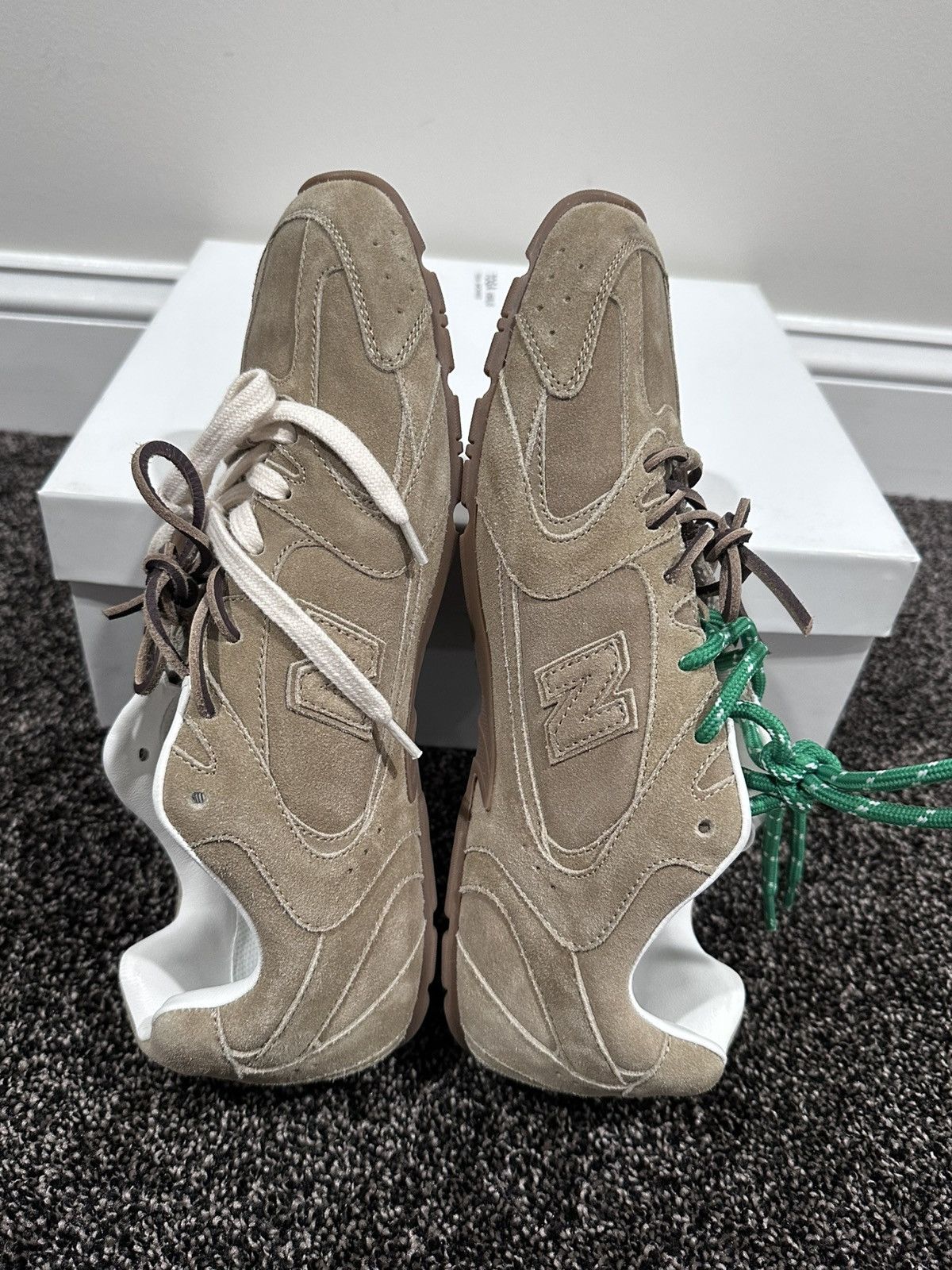 Miu Miu × New Balance Miu Miu x New Balance 530 SL Cinnamon Suede Sneakers Size US 11 / EU 44 - 7 Thumbnail