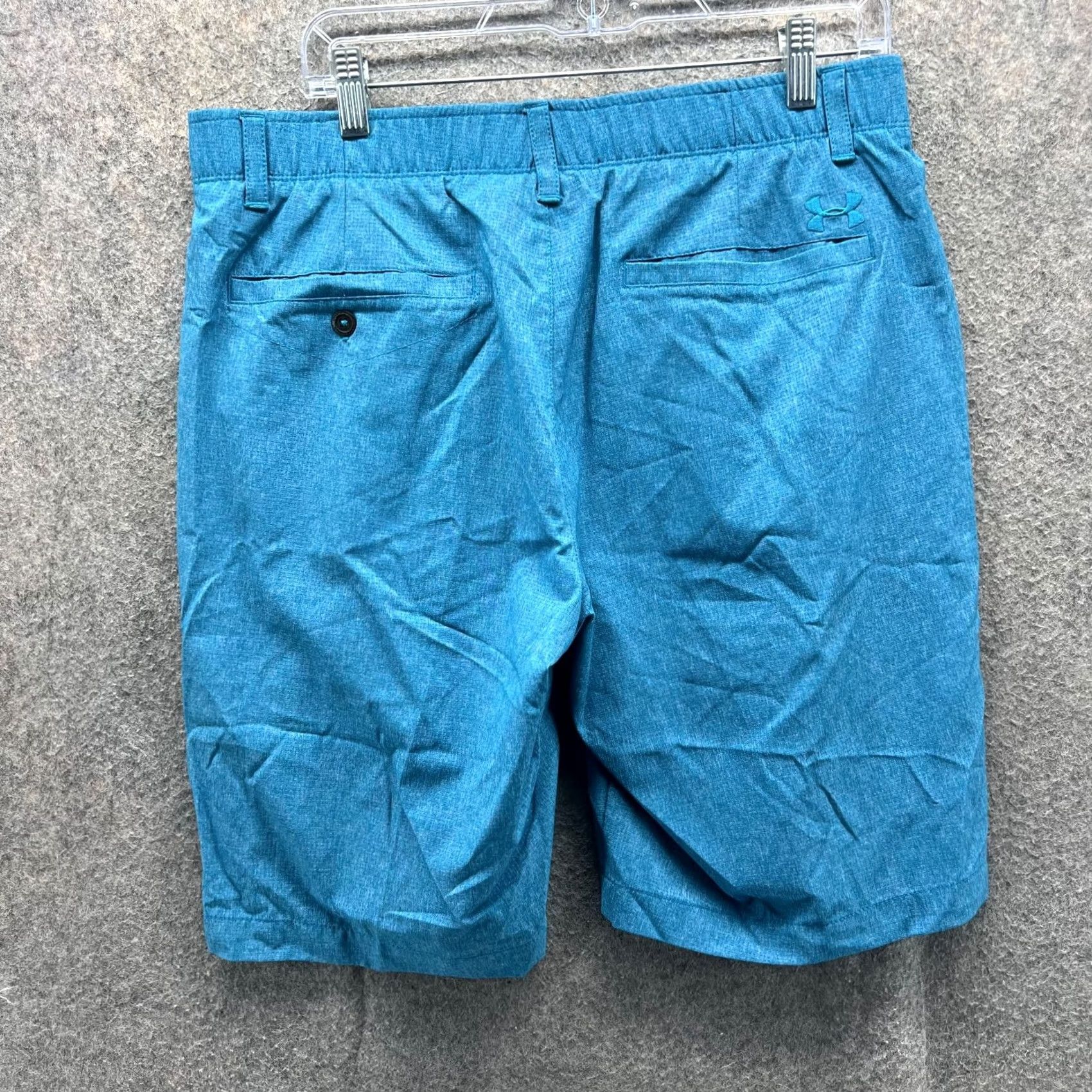 Under Armour Under Armour Shorts Men 36 Blue Chino Flat Loose Heatgear Golf Knit Heather Casual Travel 9 In Inseam Slim Regular Pocket Men Size US 36 / EU 52 - 2 Thumbnail
