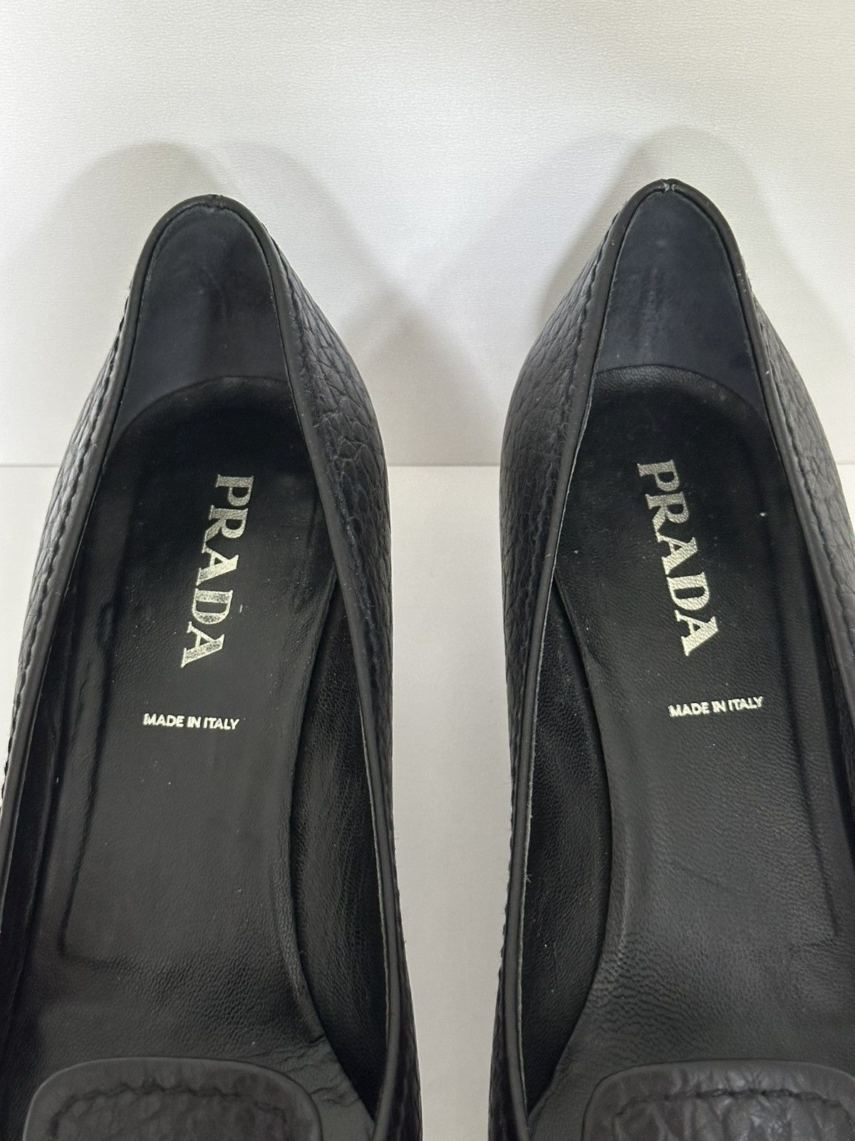 Designer × Prada Prada leather black pumps lock Size US 6.5 / IT 36.5 - 9 Thumbnail