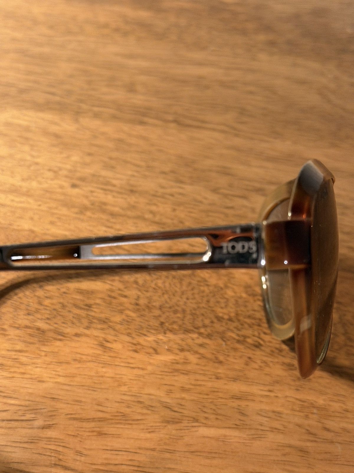 Tod's Tod’s TO12 25N Sunglasses Tortoise Made in Italy 100% Auth Size ONE SIZE - 9 Thumbnail