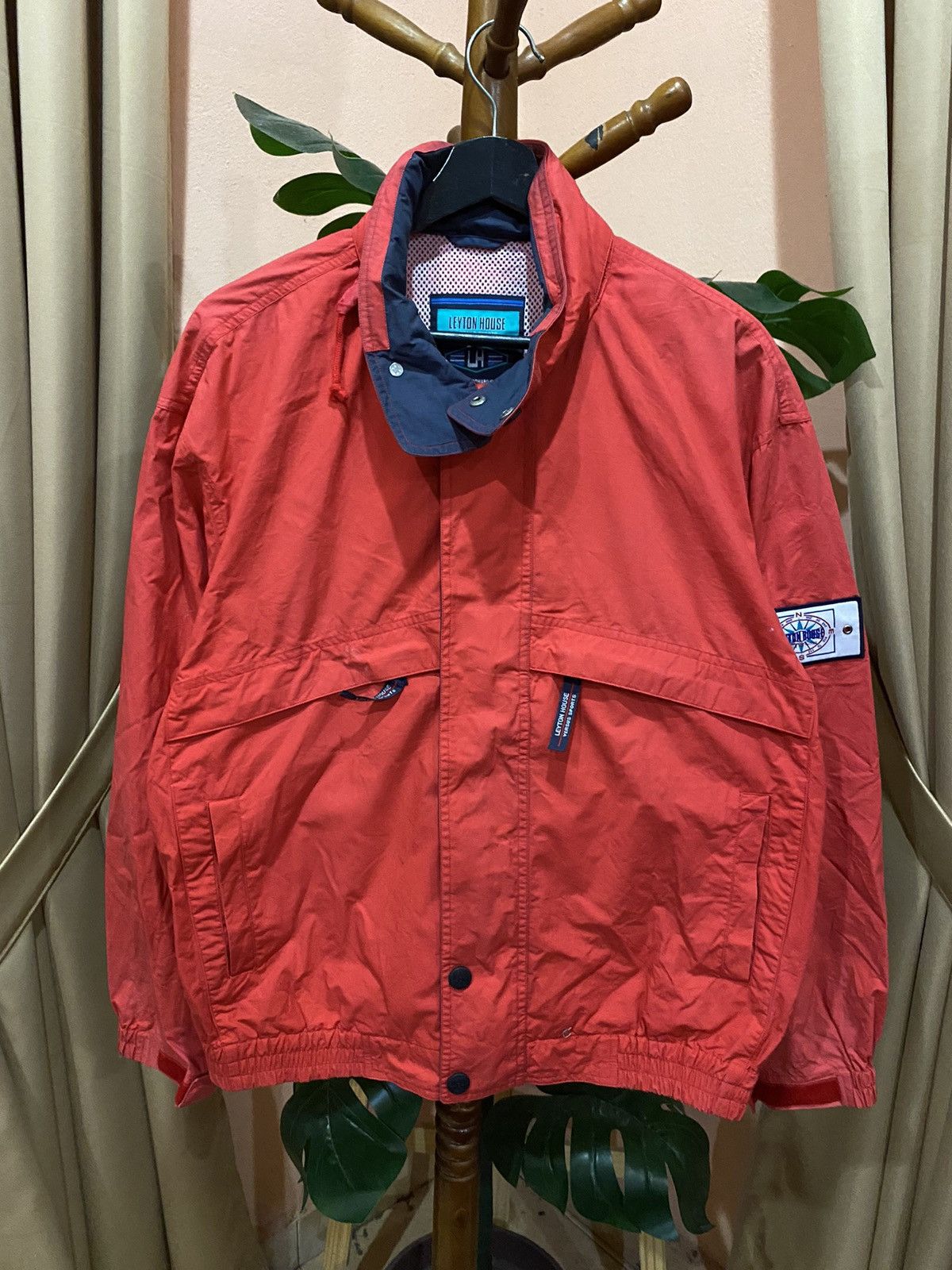 Vintage Leyton House Vintage Sports Jacket | Retro Racing-Inspired Size US M / EU 48-50 / 2 - 1 Thumbnail
