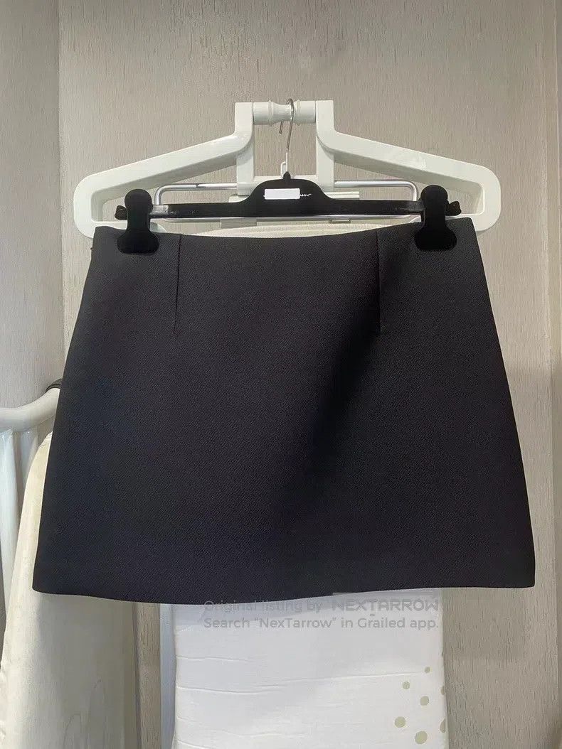 Versace Versace Black skirt Size M / US 6-8 / IT 42-44 - 2 Thumbnail