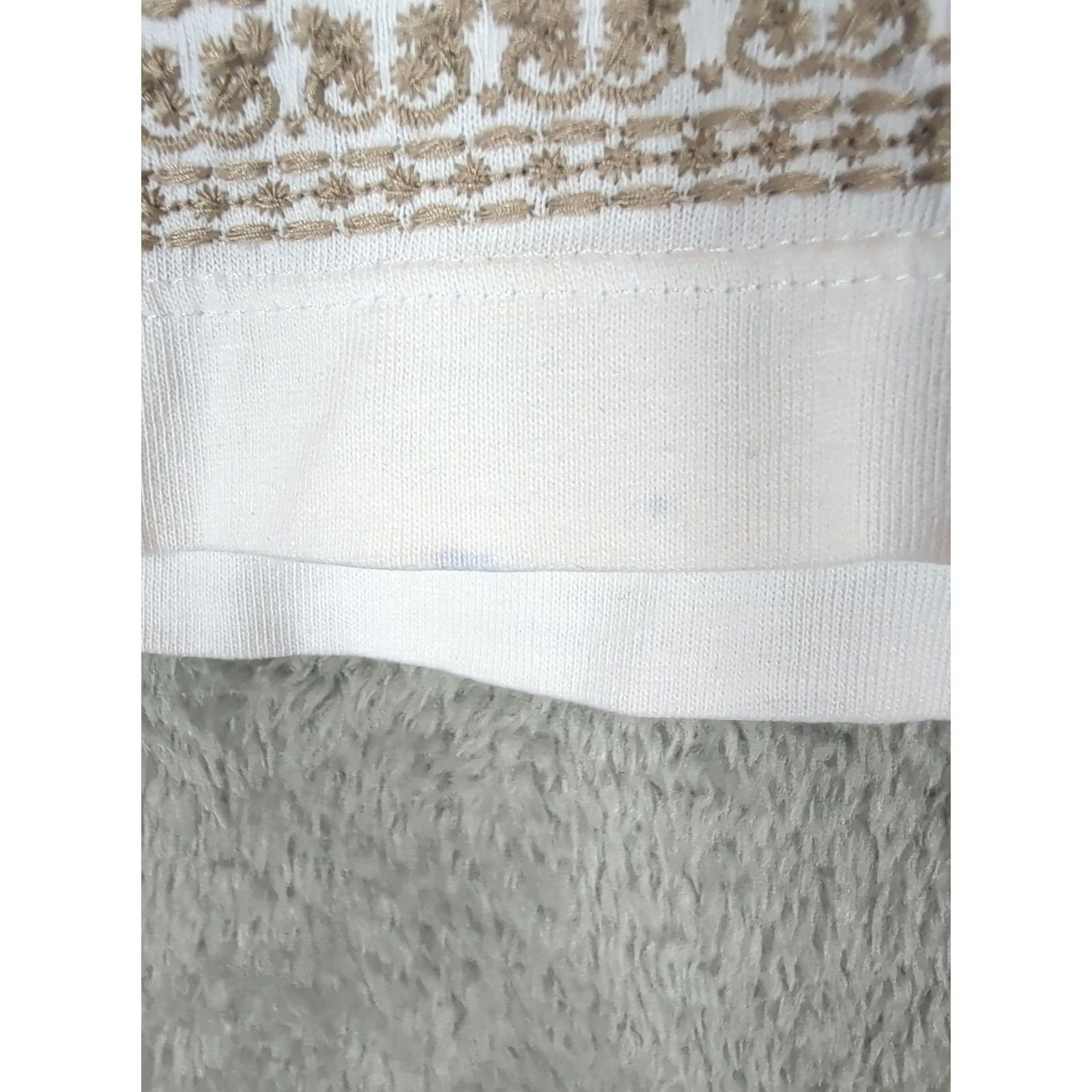 J. Jill J.Jill Pure Jill Womens L White V Neck Embroidered Boho Floral Buttoned Tee Shirt Size L / US 10 / IT 46 - 4 Thumbnail