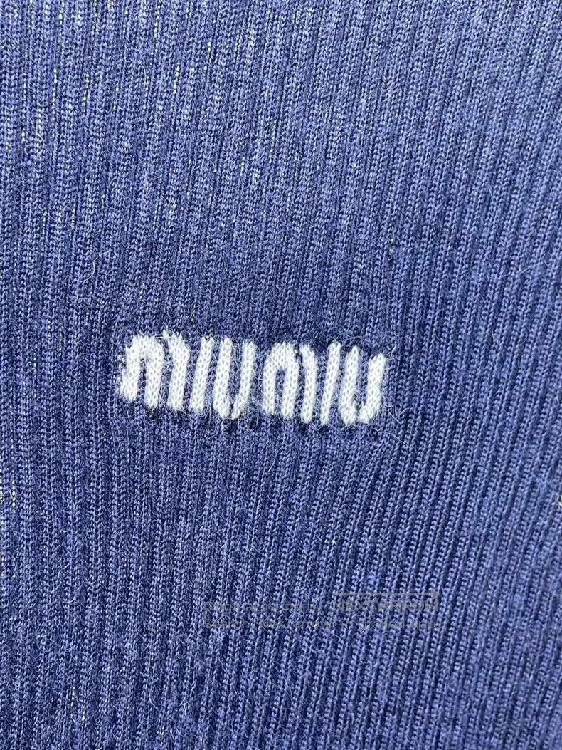 miumiu navy blue Polo neck thin knit cashmere sweater.