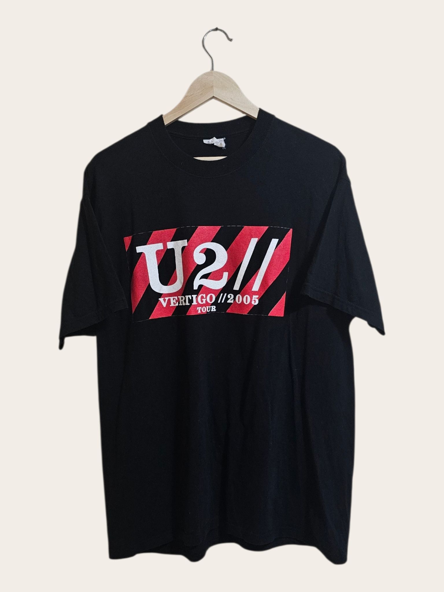 Band Tees U2 Vertigo Tour 2005 Tee Size US L / EU 52-54 / 3 - 1 Thumbnail