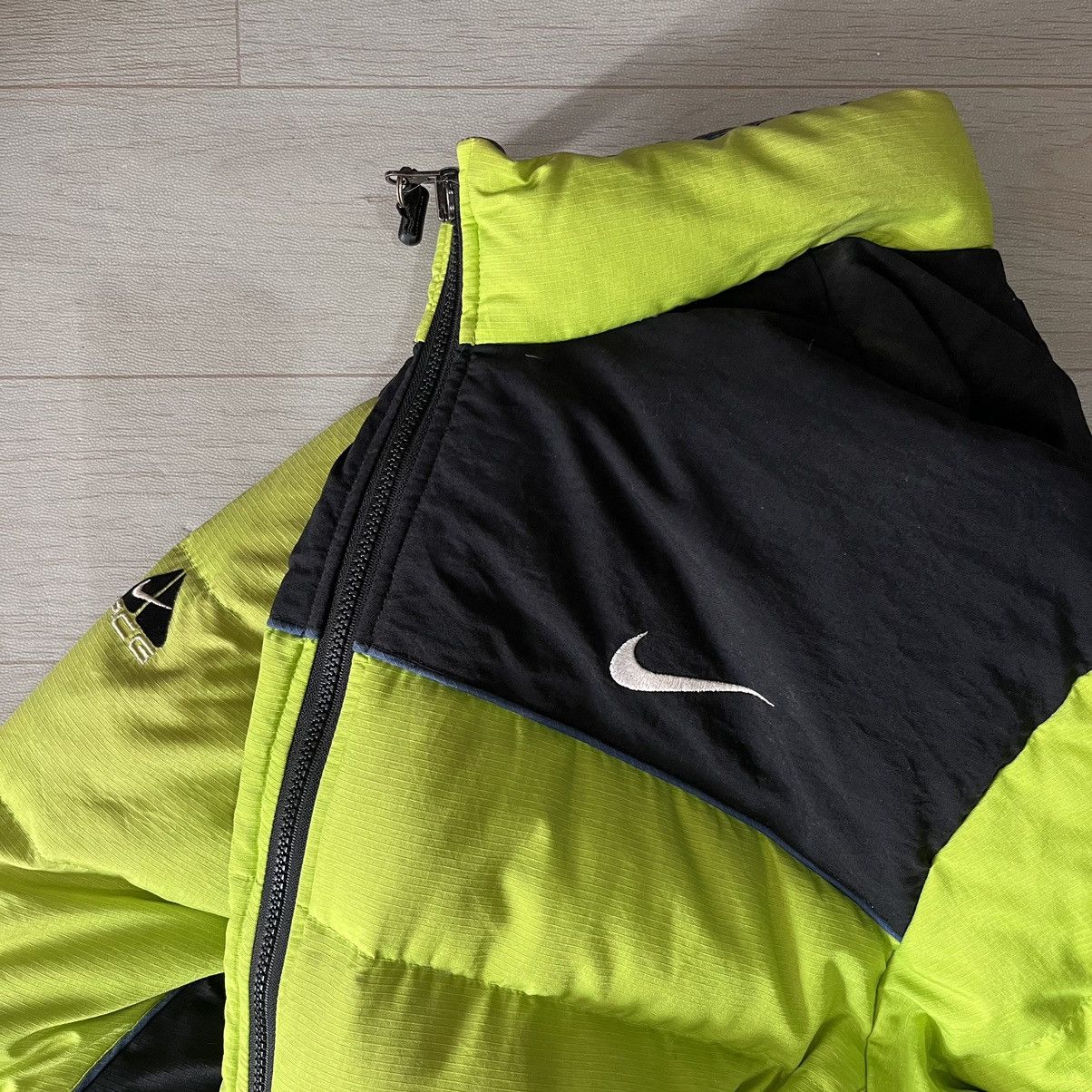 Nike ACG 90s Nike acg neon puffer jacket Size US M / EU 48-50 / 2 - 3 Thumbnail
