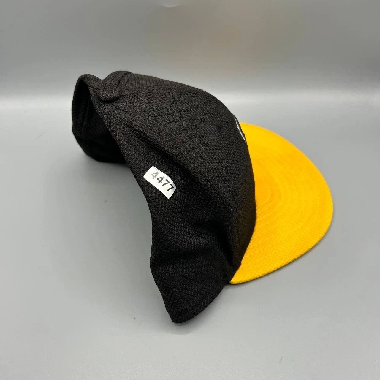 New Era Pittsburgh Pirates Hat Men 8 Black Post Season MLB Fitted Size ONE SIZE - 10 Thumbnail