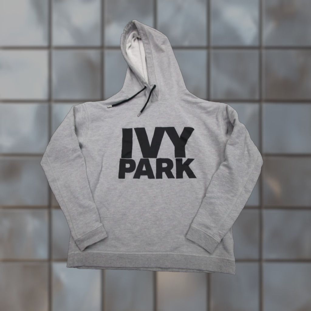 Ivy Park IVY PARK Hoodie Womens XS Gray Baggy Oversized Loose Cozy Athleisure Pullover Size XS / US 0-2 / IT 36-38 - 1 Thumbnail
