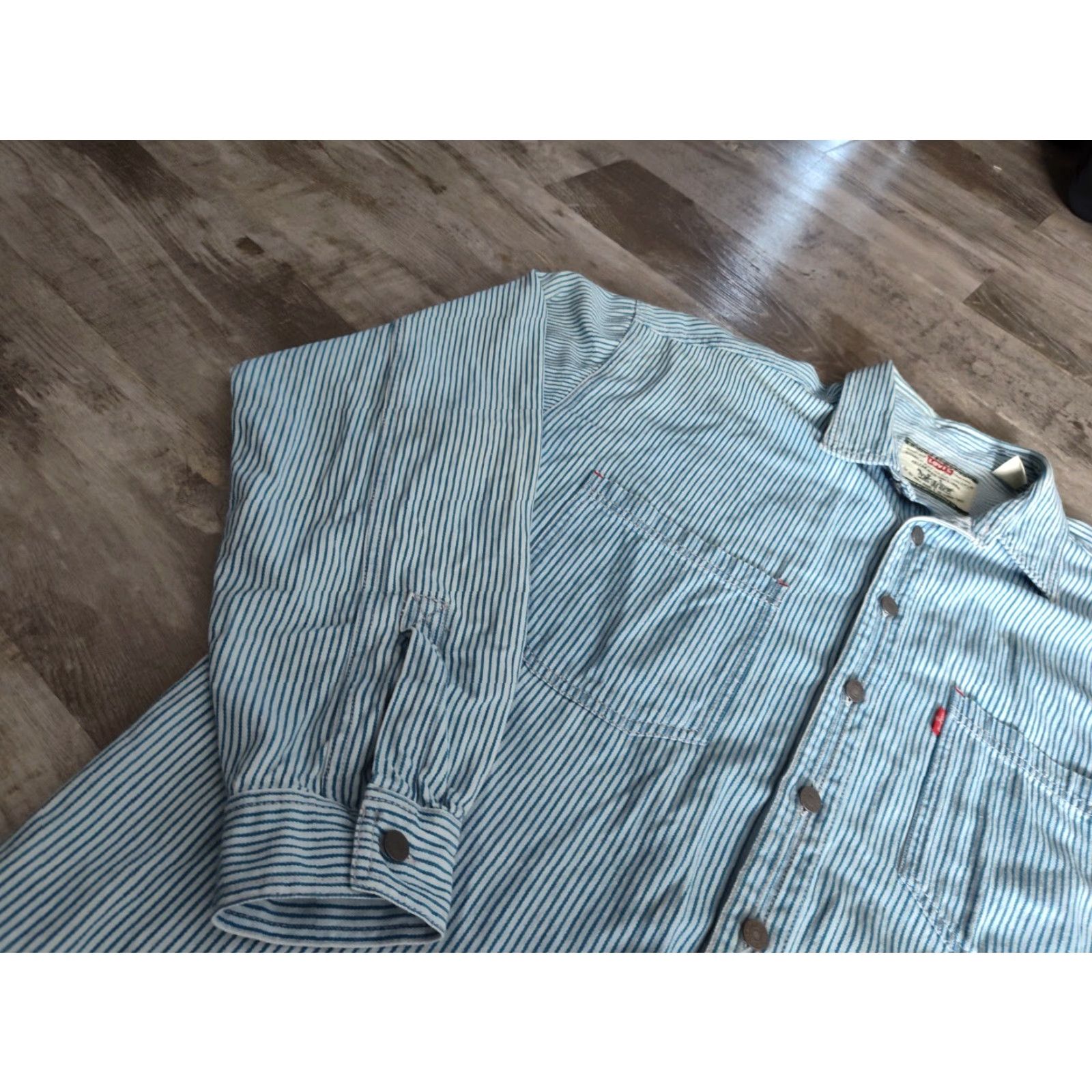 Levi's VINTAGE Levi's Button-Up Shirt Mens L Blue Striped Denim Long Sleeve 90s Outdoor Size US L / EU 52-54 / 3 - 7 Thumbnail