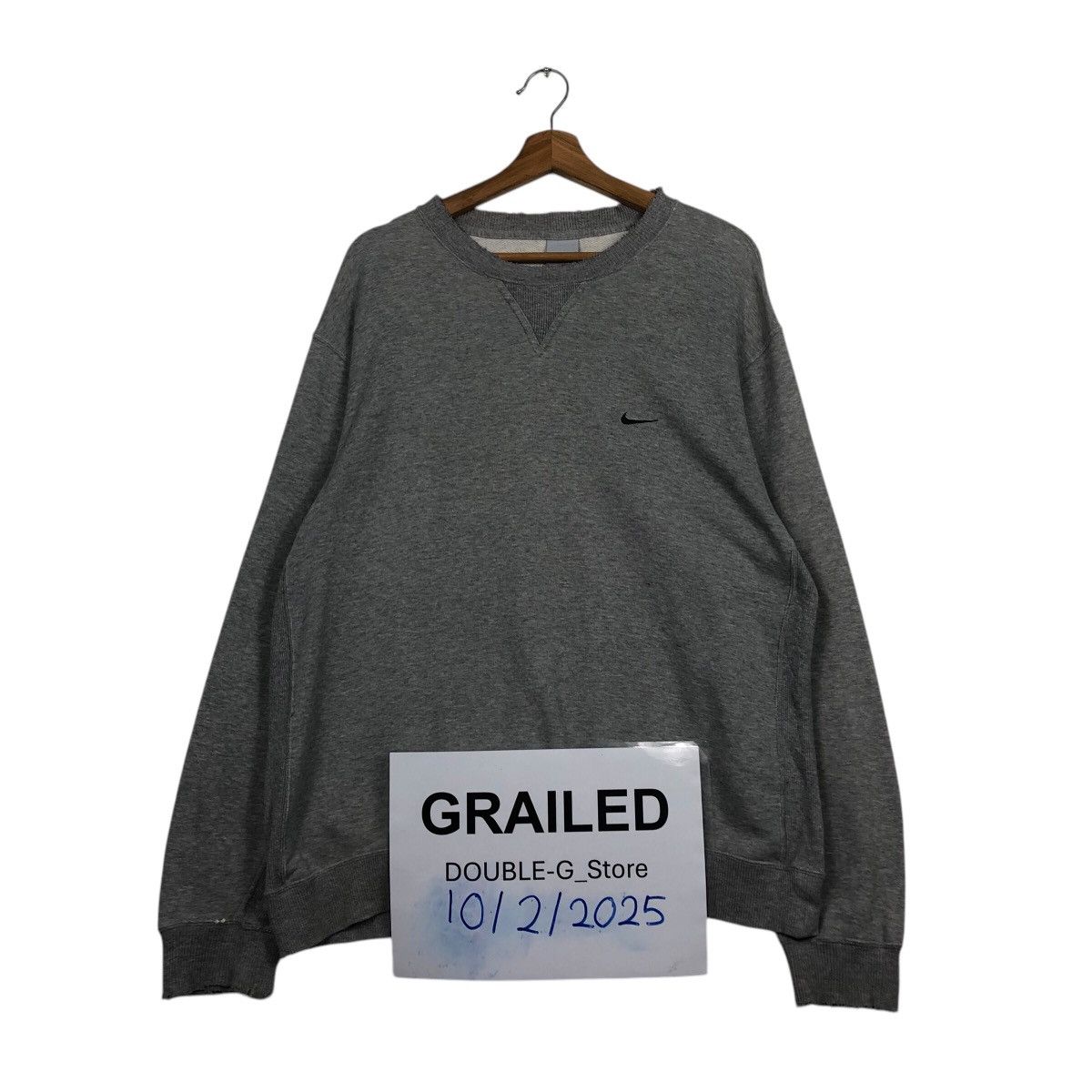 Nike Nike Small Swoosh Crewneck — Vintage Grey Essential Size US XL / EU 56 / 4 - 1 Thumbnail