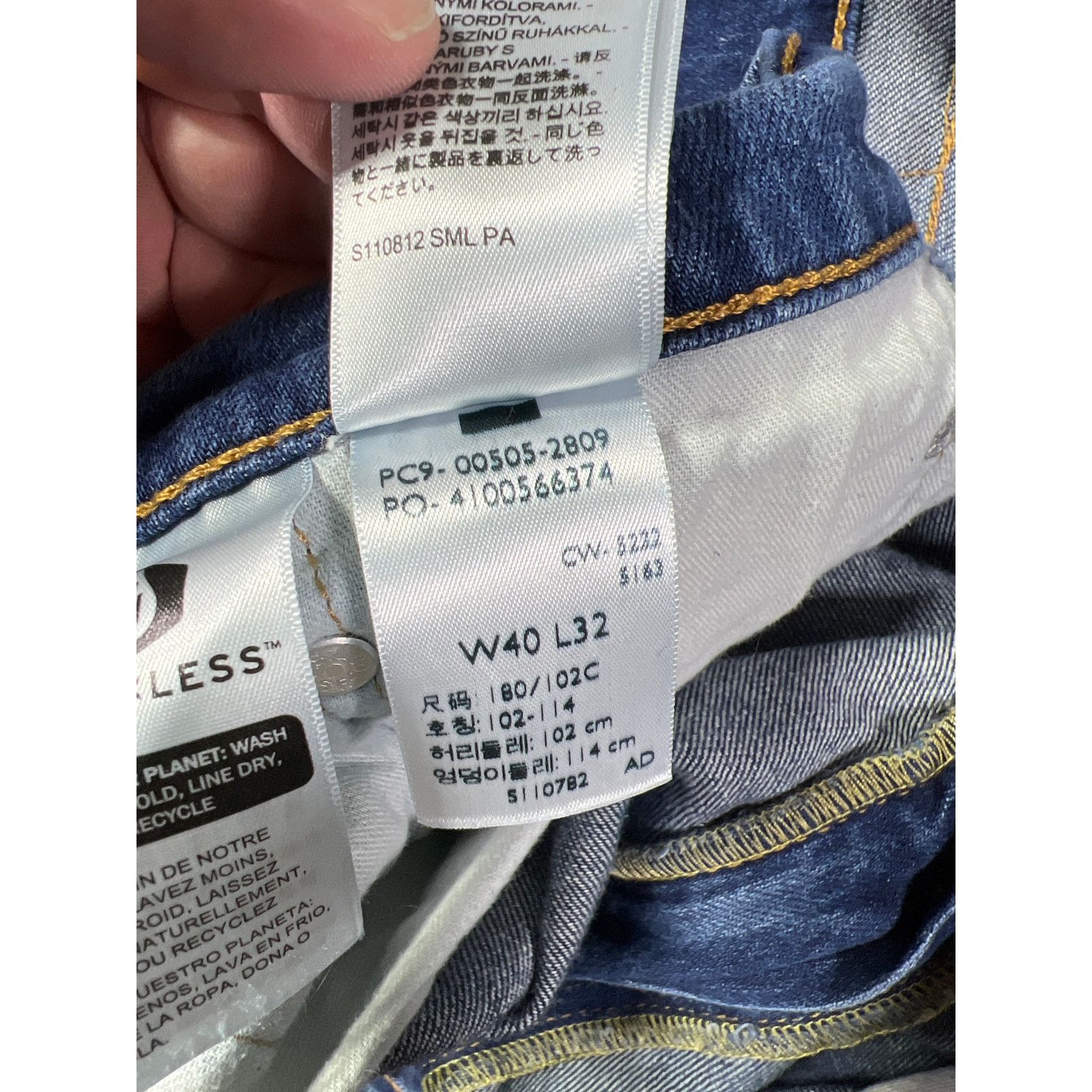 Levi's Levi’s 505 Men’s Jeans Size 40×32 Regular Fit Straight Leg Size US 40 / EU 56 - 4 Thumbnail