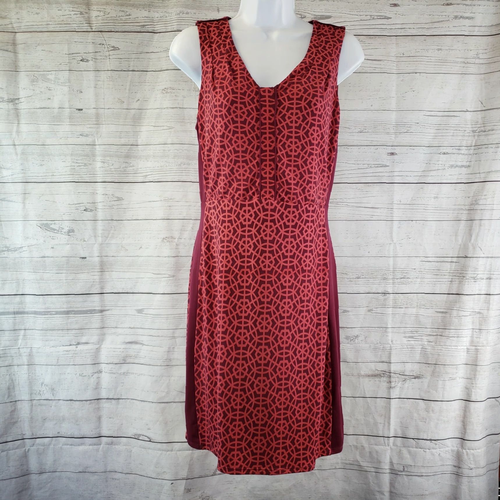 Vintage VINTAGE 41Hawthorn Womens Sleeveless Dress Sz Small Maroon Geometric Scoop Neck Size S / US 4 / IT 40 - 2 Thumbnail