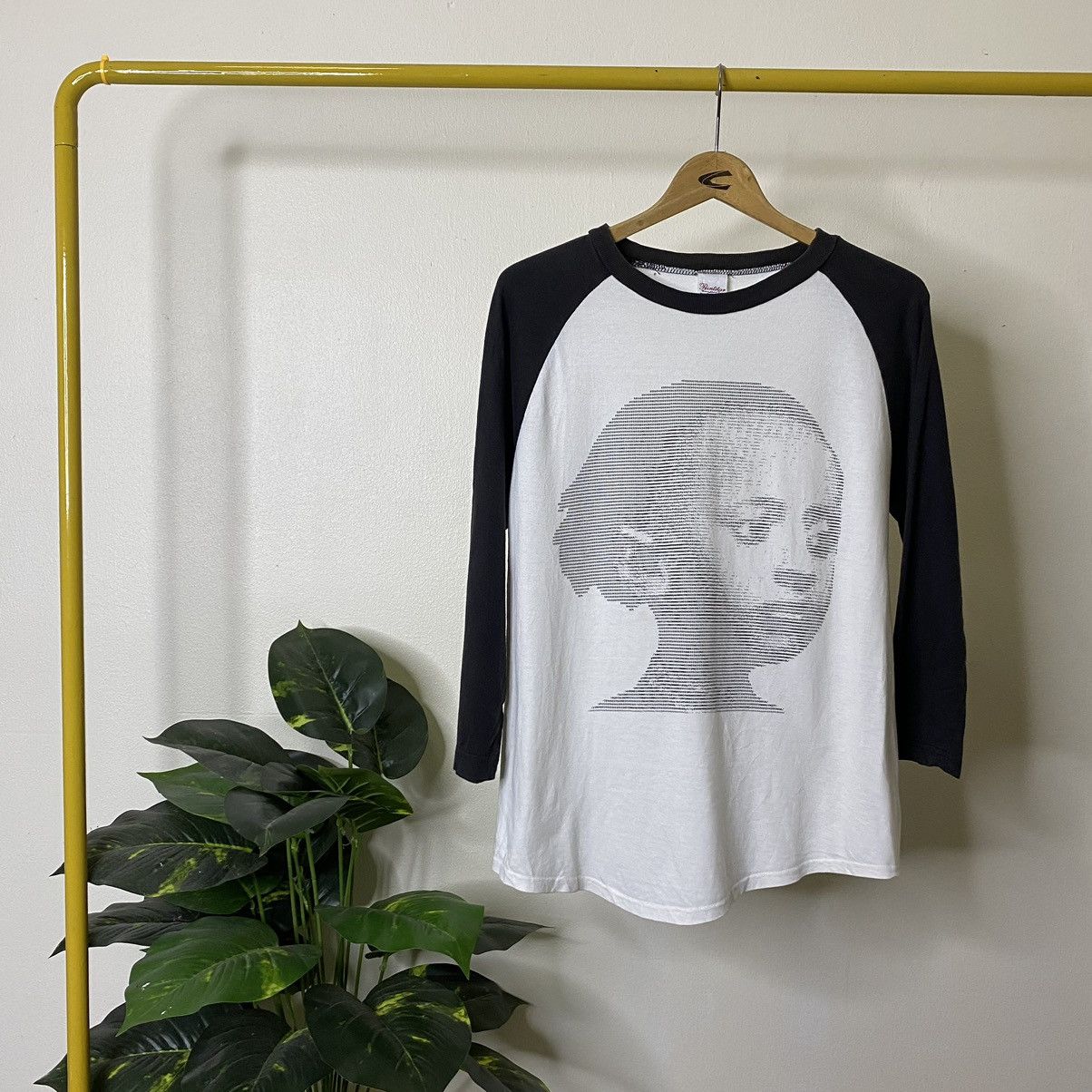 Japanese Brand Vintage Potrait Art Raglan T Shirt Size US M / EU 48-50 / 2 - 1 Thumbnail