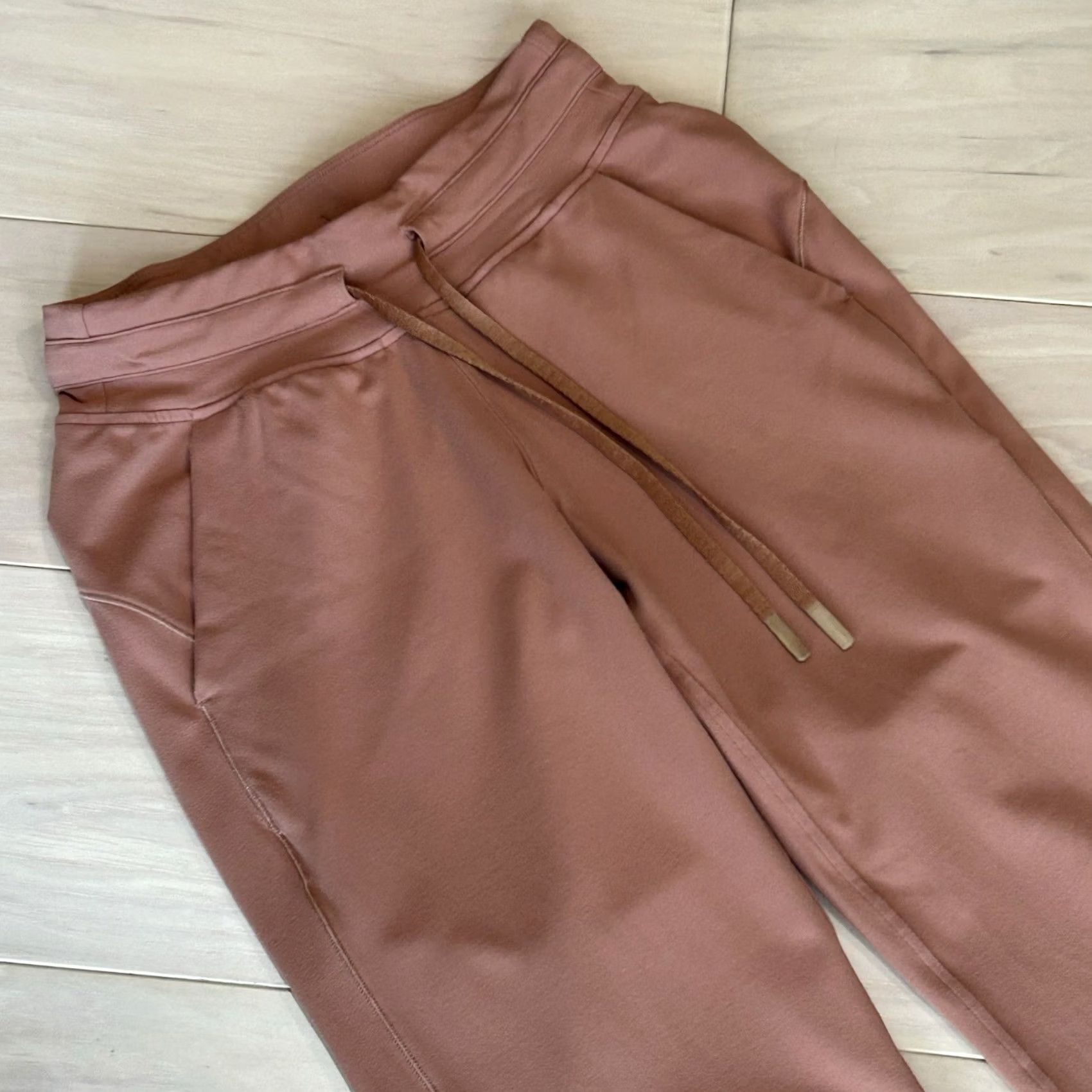 Lululemon Lululemon Ready to Rulu Jogger Women’s 2 Pant Light Peach Regular Inseam 30 Pockets Elastic Waist Size 26" / US 2 / IT 38 - 3 Thumbnail