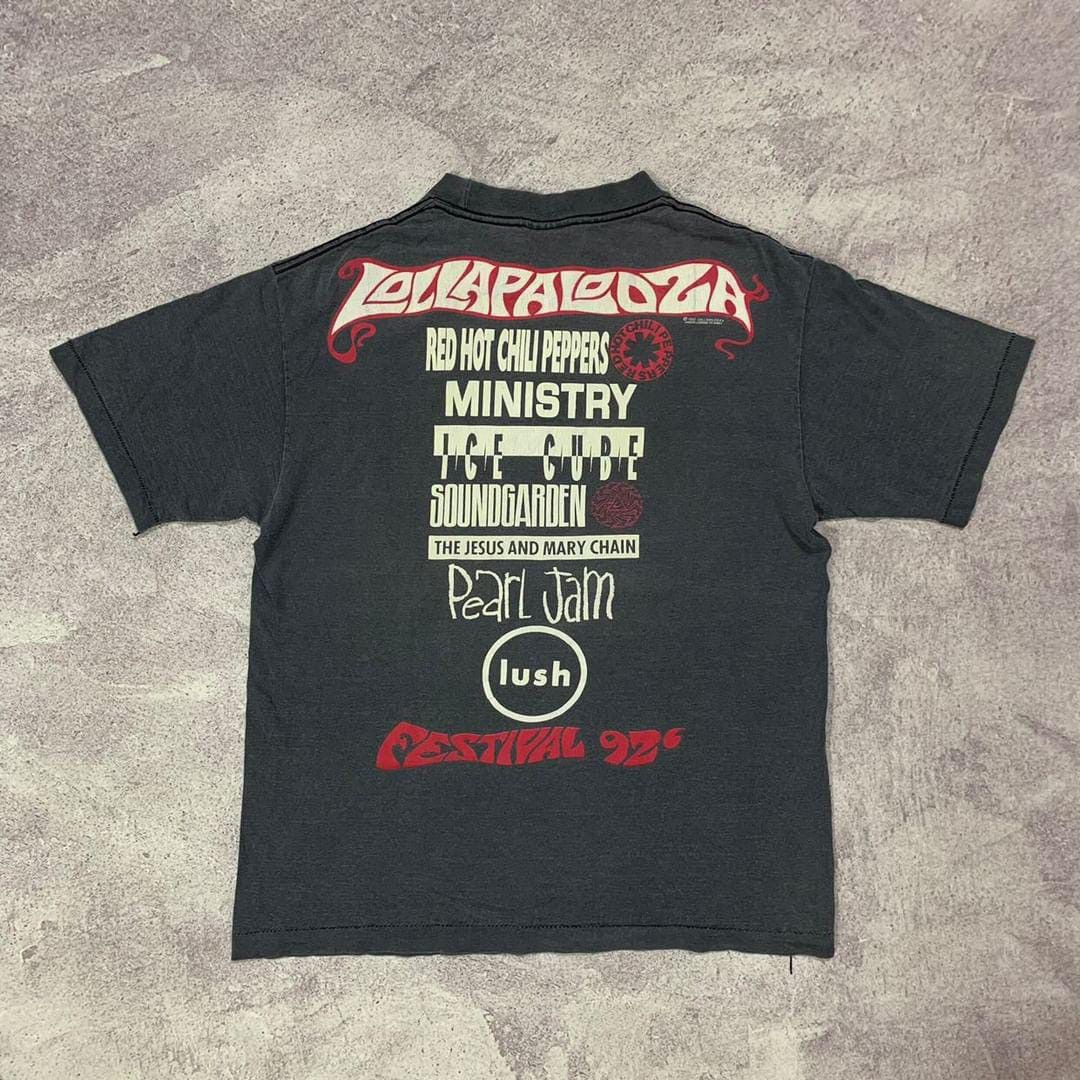 Band Tees LOLLAPALOOZA VINTAGE '92 Size US M / EU 48-50 / 2 - 2 Thumbnail
