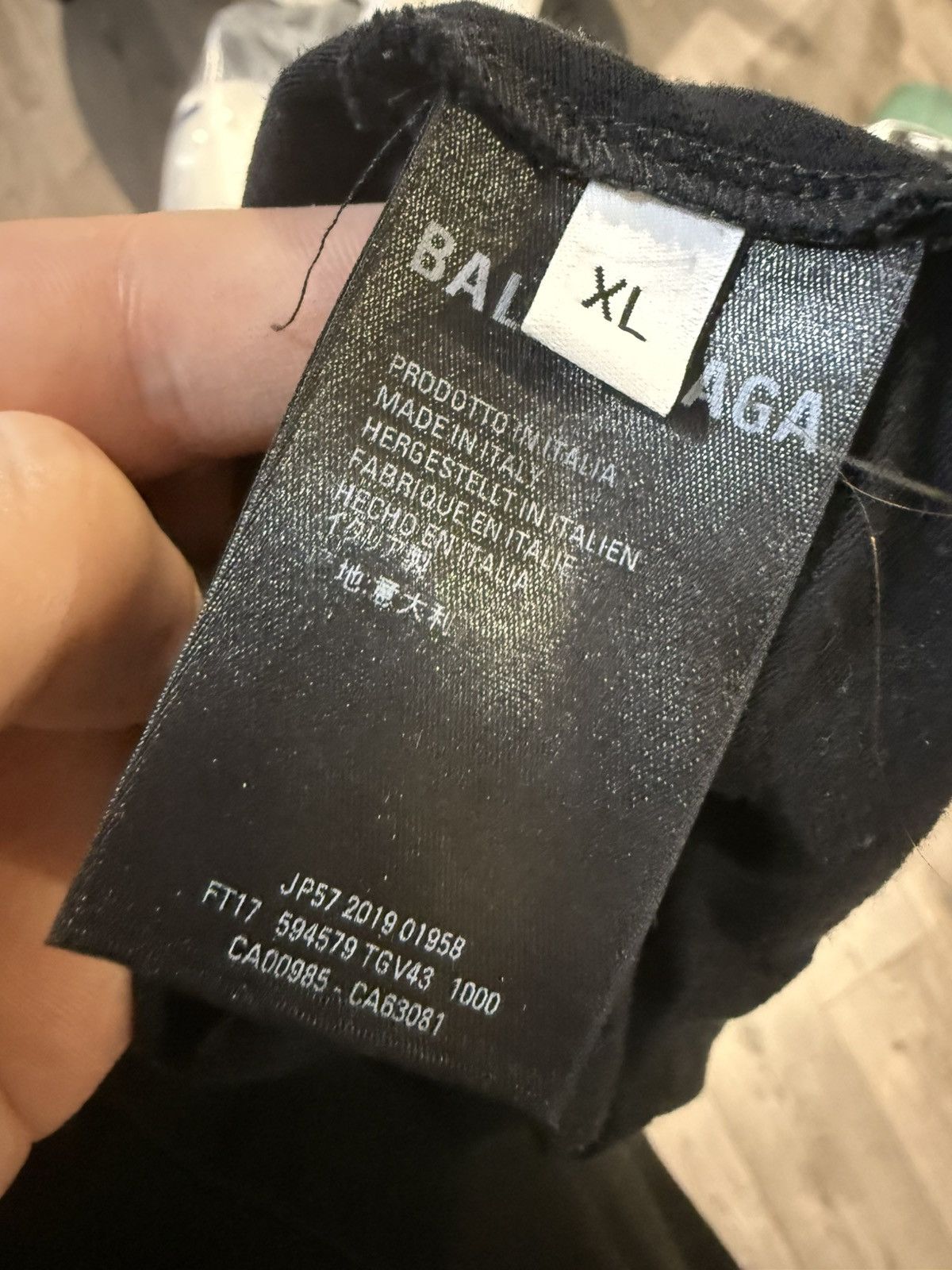 Balenciaga Balenciaga I Heart Paris Tee Size US XL / EU 56 / 4 - 4 Thumbnail
