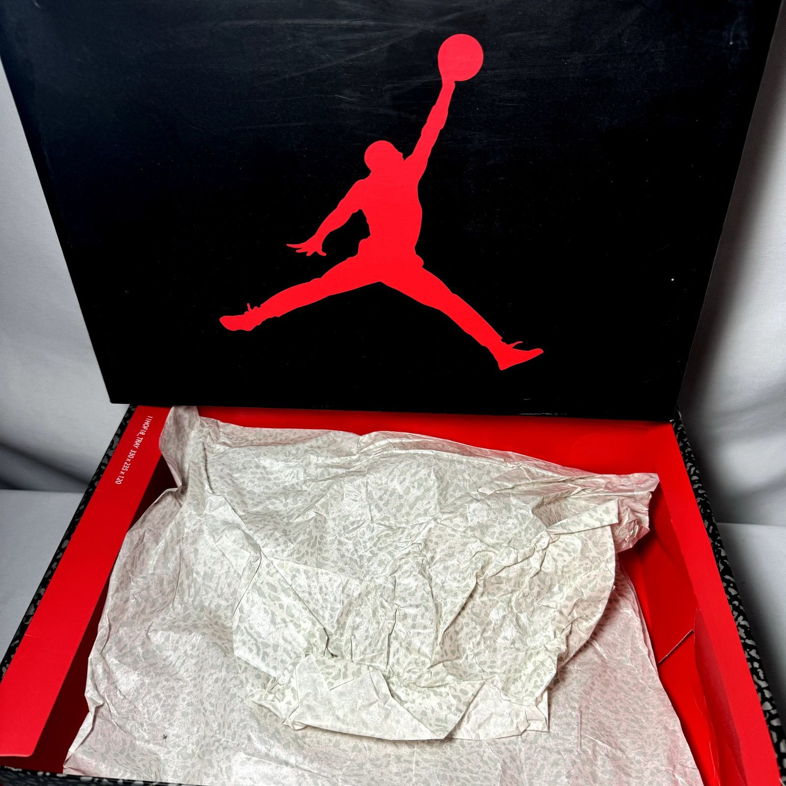 Jordan Brand × Nike Size 9 - Nike Air Jordan 3 Retro OG Black Cement Men's Shoes Size US 9 / EU 42 - 6 Thumbnail