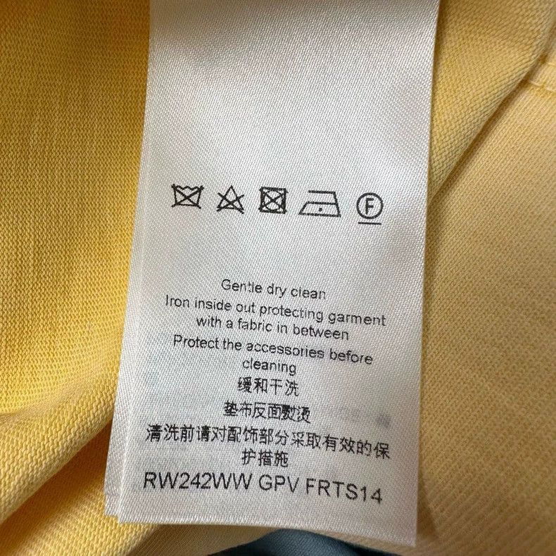 Louis Vuitton Louis Vuitton short sleeves Size S / US 4 / IT 40 - 4 Thumbnail