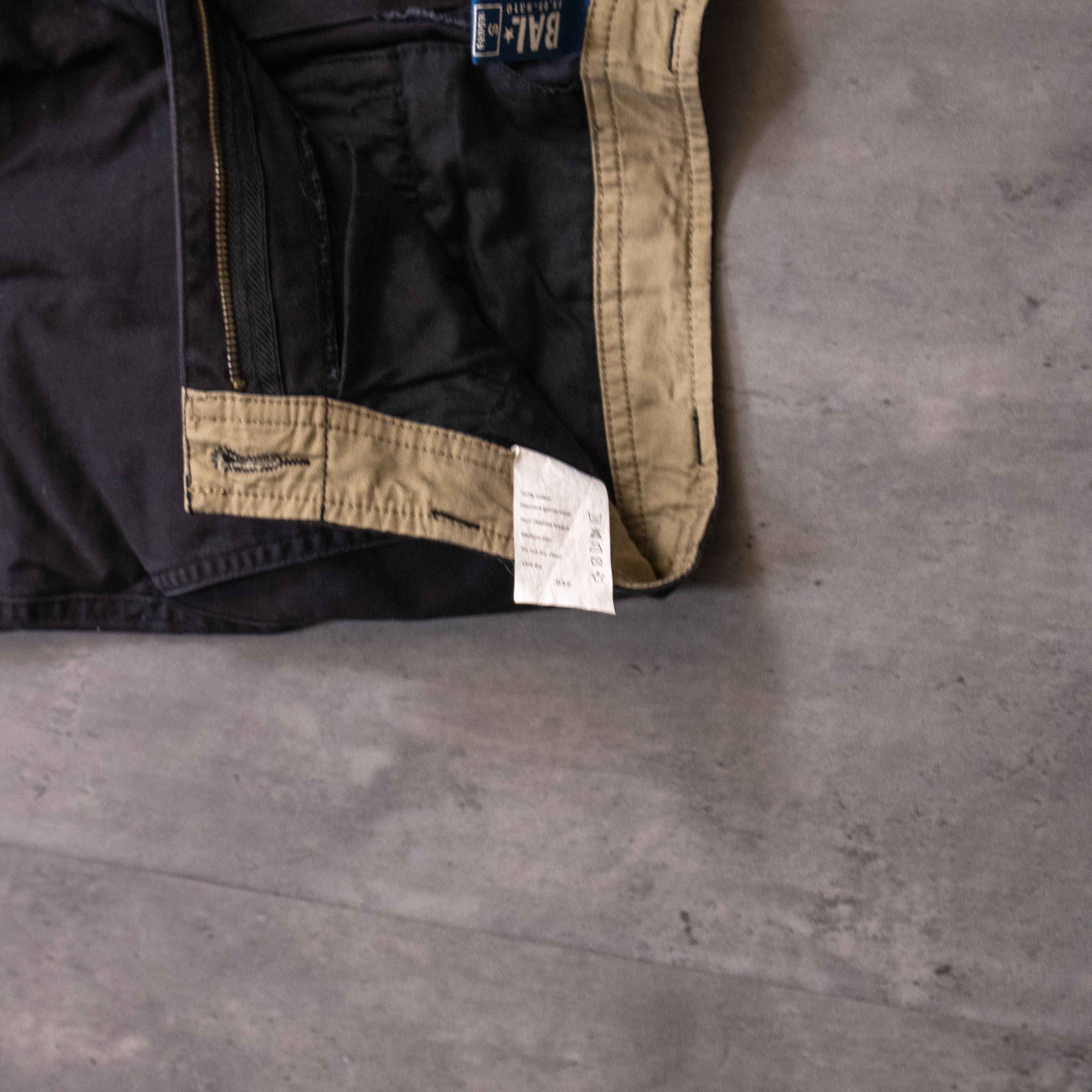 Japanese Brand × Vintage Y2K 2000's Bali* Bondage Baggy Tactical Black Cargo Pant's Size US 26 / EU 42 - 12 Thumbnail