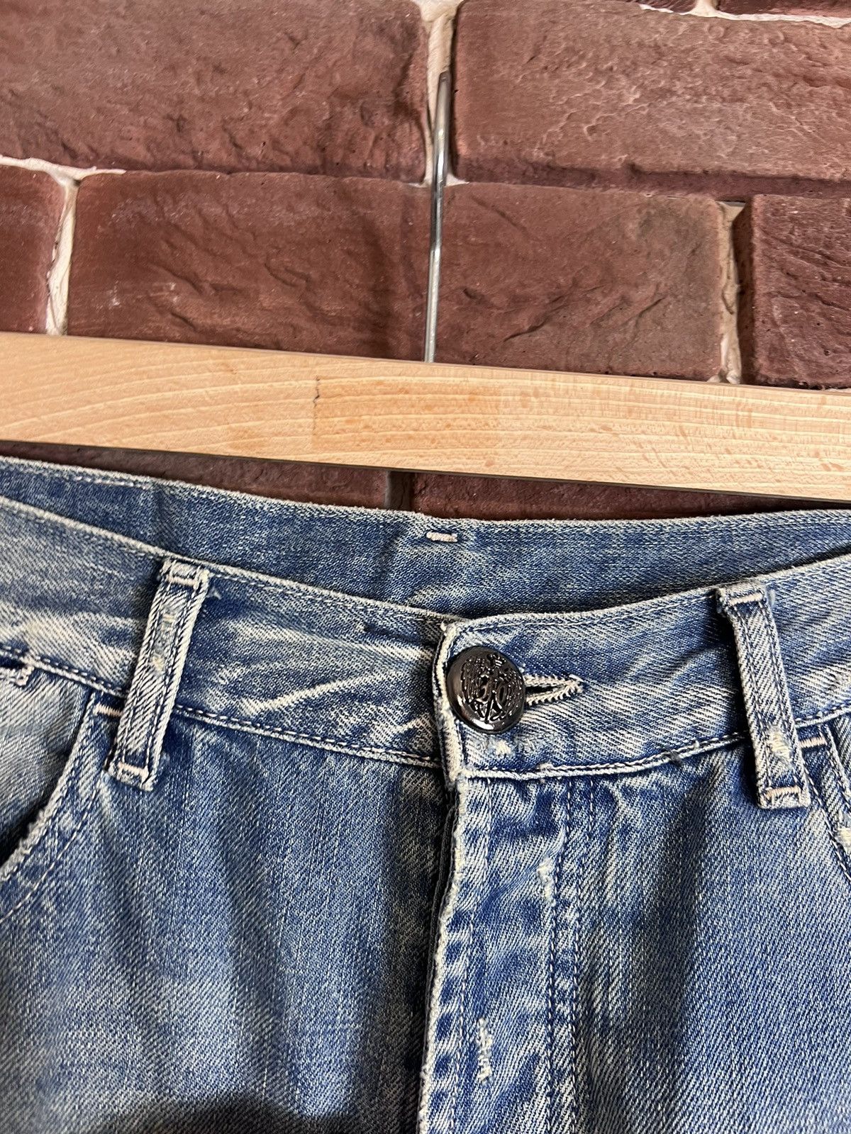 Faith Connexion Faith Connexion SLIM 6Pockets Avant Garde Distressed Denim Size US 33 - 6 Thumbnail