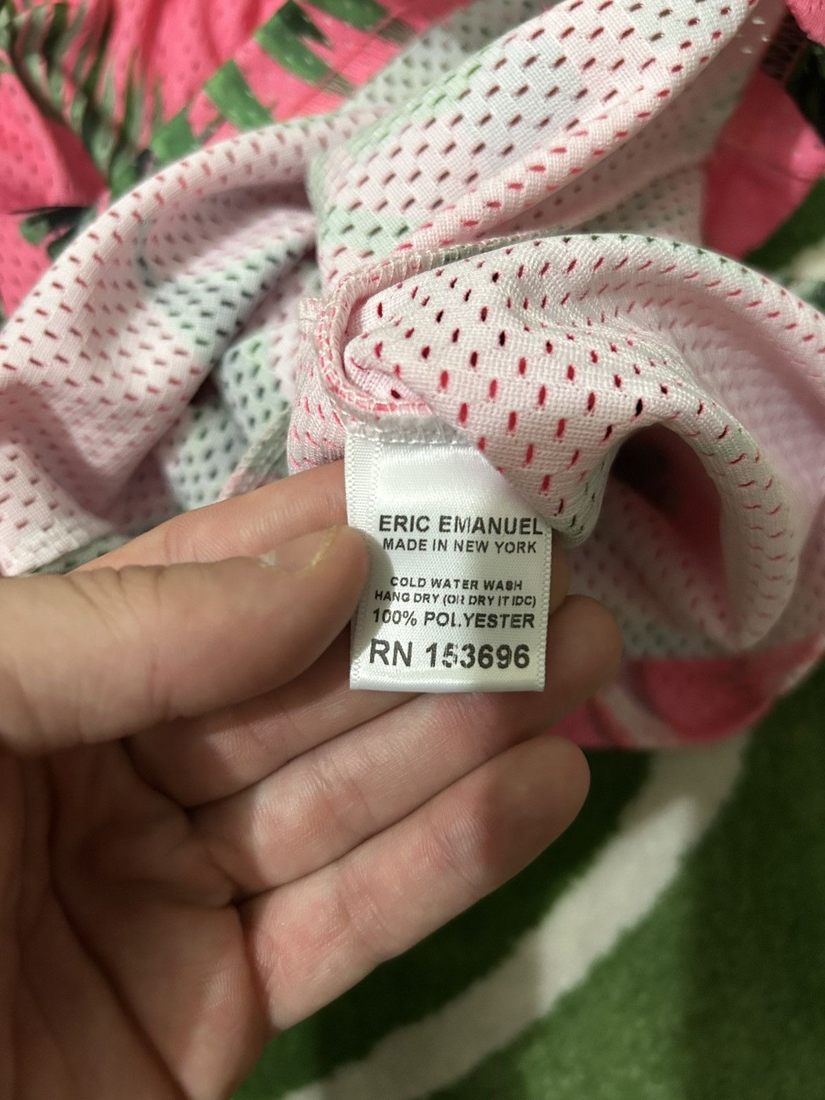 Eric Emanuel Eric Emanuel Miami exclusive flamingo shorts Size M Size US 30 / EU 46 - 7 Thumbnail