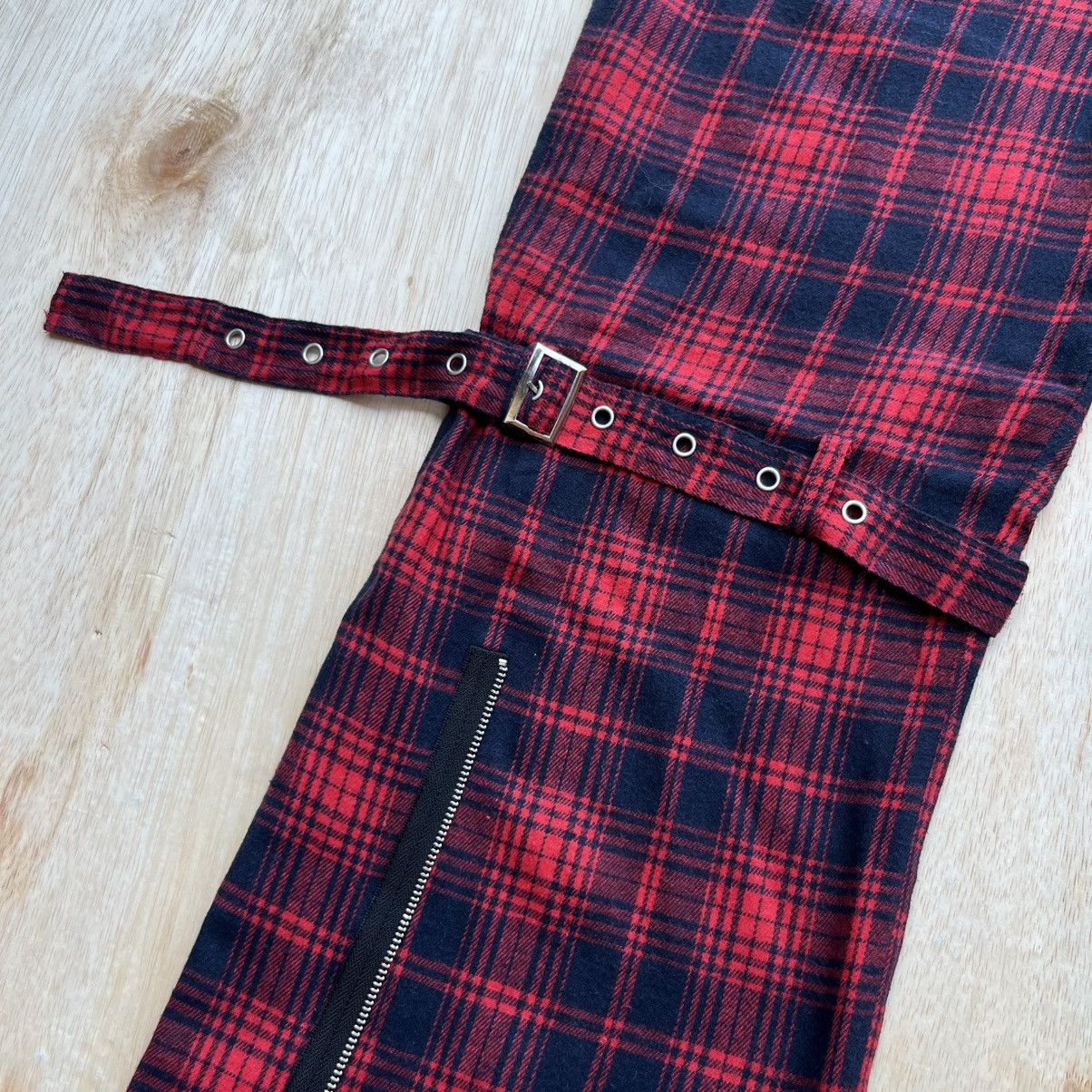 Punk and Yo ROMWE MAD PUNK FLANNEL RED CHECK PANTS like IF SIX WAS NINE Size US 31 - 3 Thumbnail