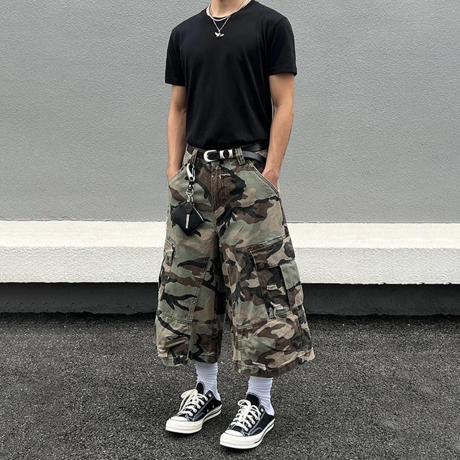 Other Camouflage Long Wide Leg Cargo Shorts Size US 30 / EU 46 - 2 Thumbnail
