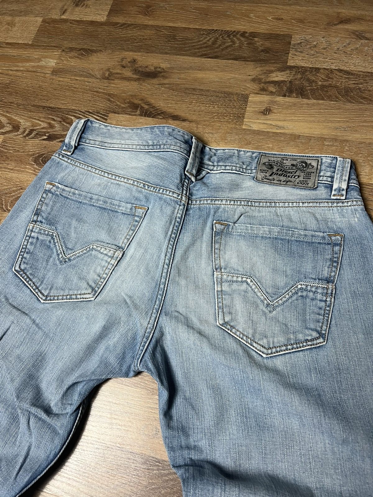 Japanese Brand × Vintage Vintage Distressed Diesel faded Jeans Y2K style Size US 32 / EU 48 - 7 Thumbnail