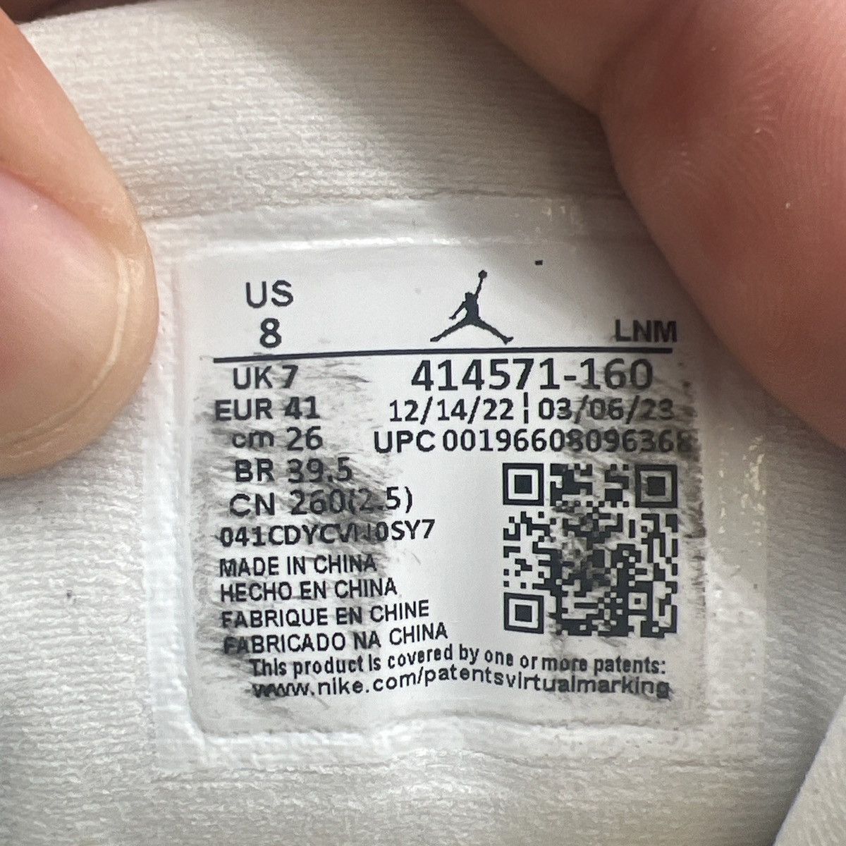 Jordan Brand Air Jordan 13 white wolf grey Size US 8 / EU 41 - 9 Thumbnail