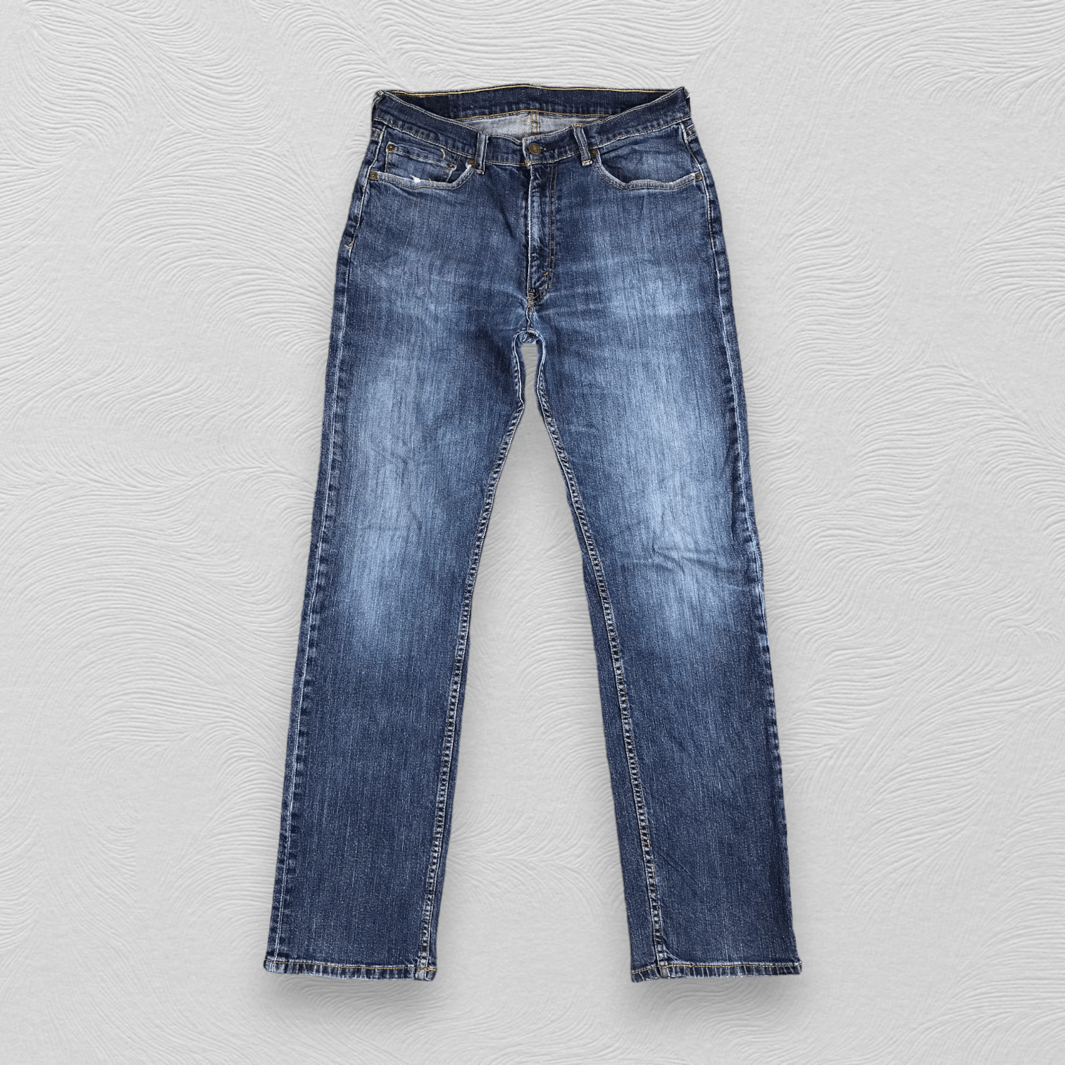 Levi's Vintage Levis 505 Jeans Blue Wash Denim KJ198 Size US 34 / EU 50 - 1 Thumbnail