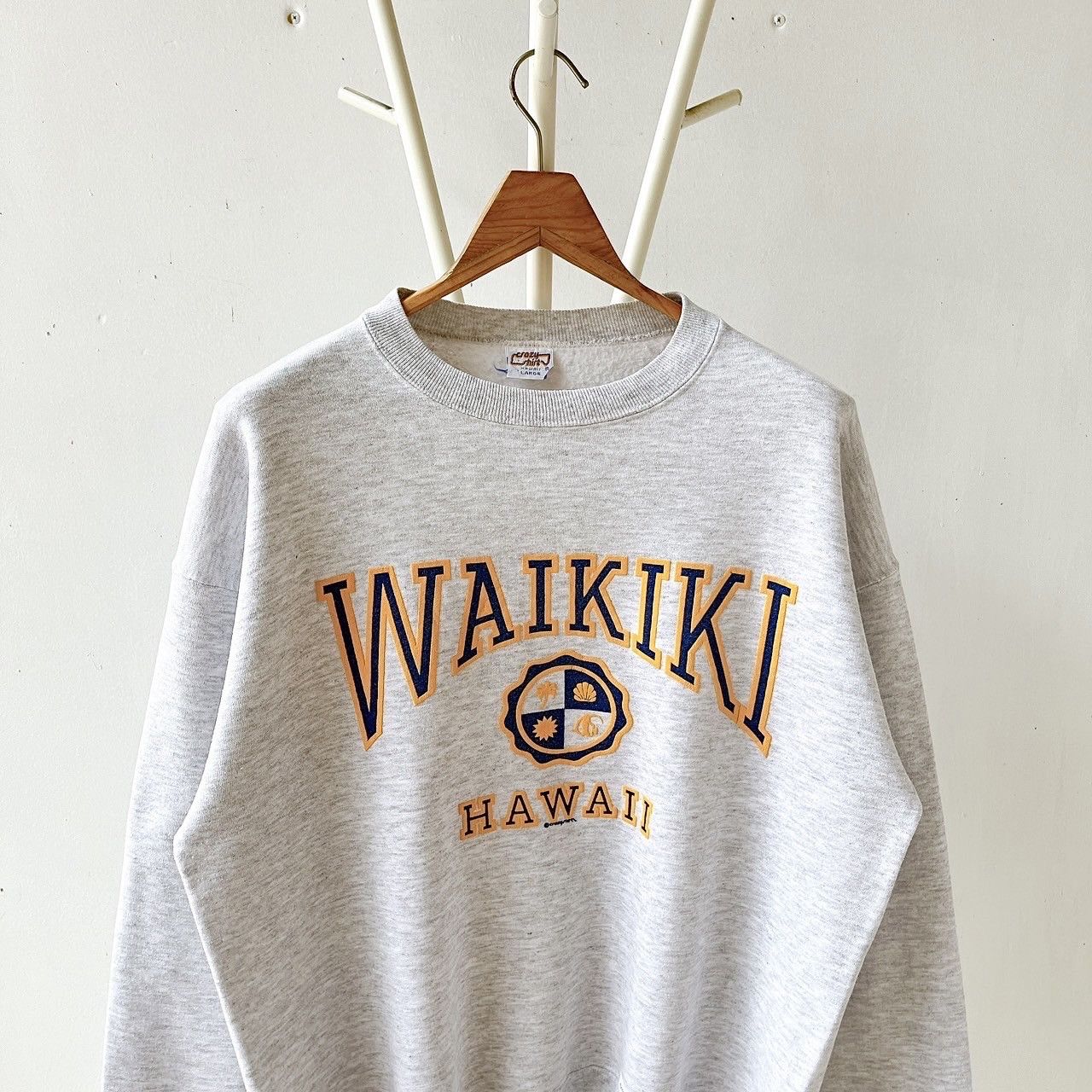 Vintage 90s Waikiki, Hawaii crewneck sweatshirt/ L Size US L / EU 52-54 / 3 - 3 Thumbnail