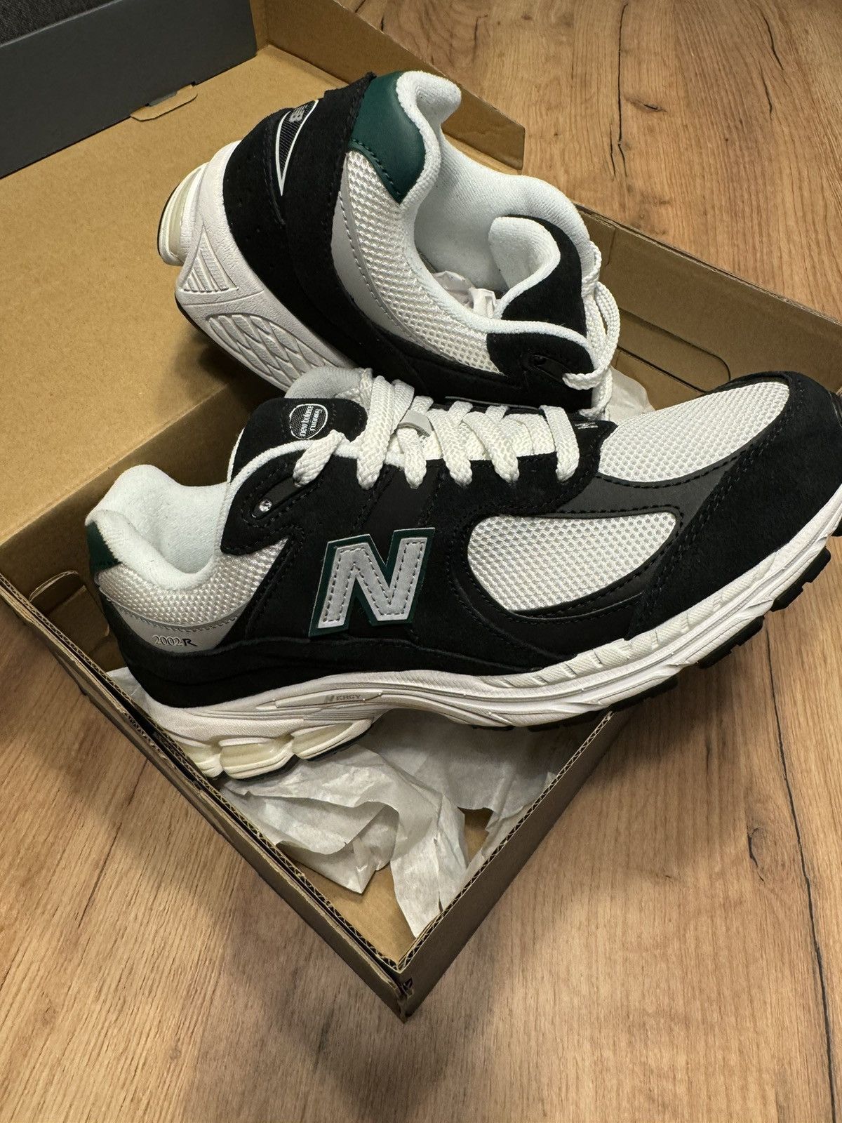 New Balance New Balance 2002R “Black Marsh Green” (M2002RRA) 42 EU Size US 8.5 / EU 41-42 - 20 Thumbnail