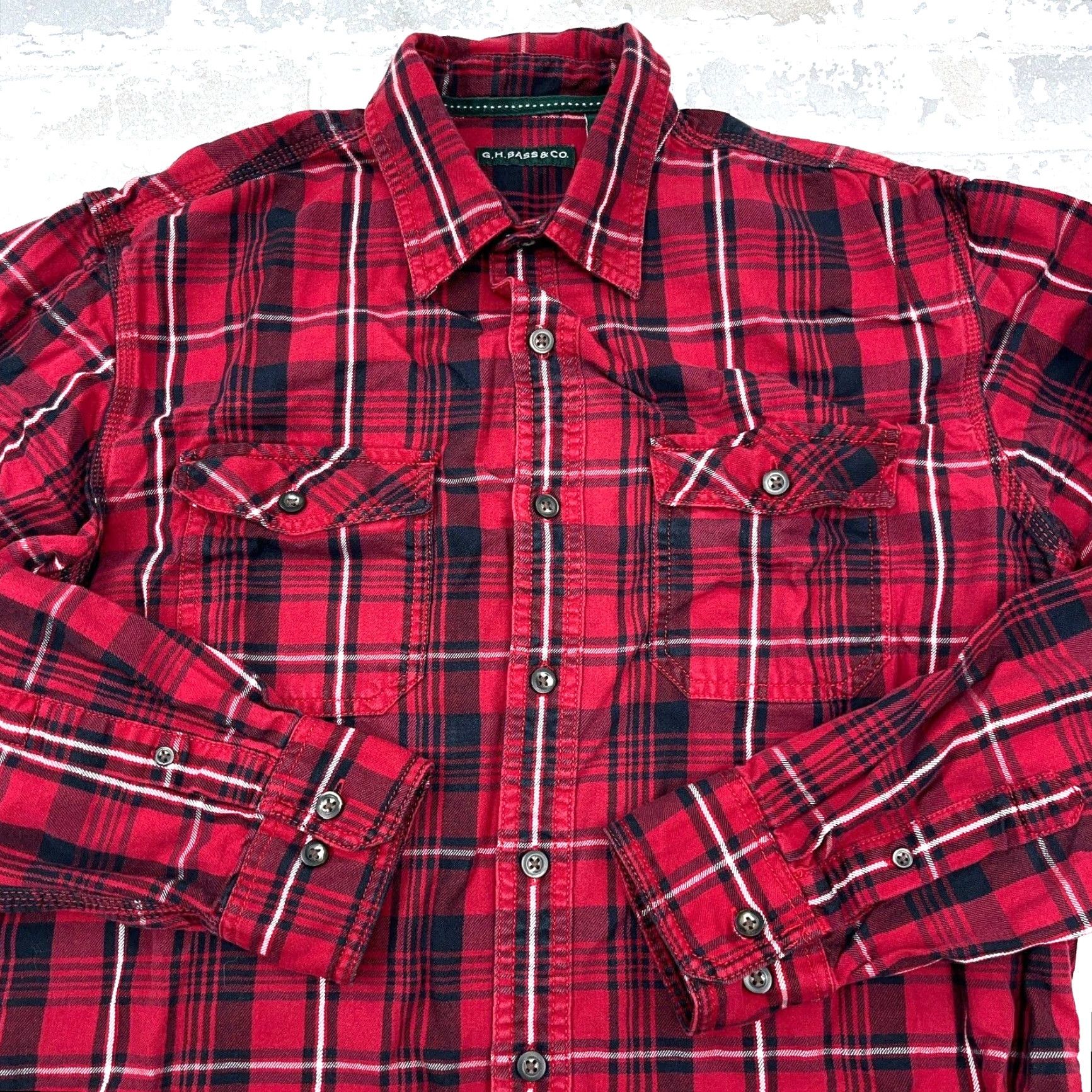 Vintage G.H. Bass & Co. Shirt Men M Red Black Flannel Plaid Button-Up Casual Workwear Modern Classic Preppy Members Mens Size US M / EU 48-50 / 2 - 2 Thumbnail