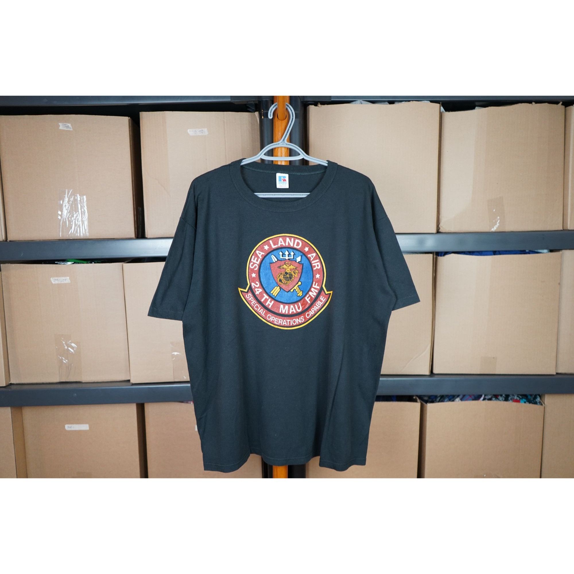 Vintage Vintage Graphic T-shirt Black Men's XL Baggy Fit #447 Size US XL / EU 56 / 4 - 1 Thumbnail