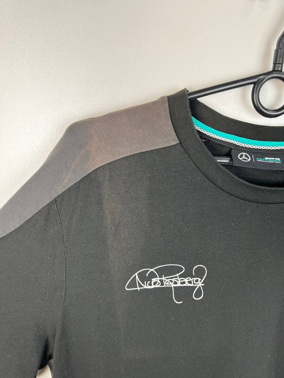 Mercedes-Benz Mercedes Petronas AMG Racing vintage t-shirts size L Size US L / EU 52-54 / 3 - 5 Thumbnail