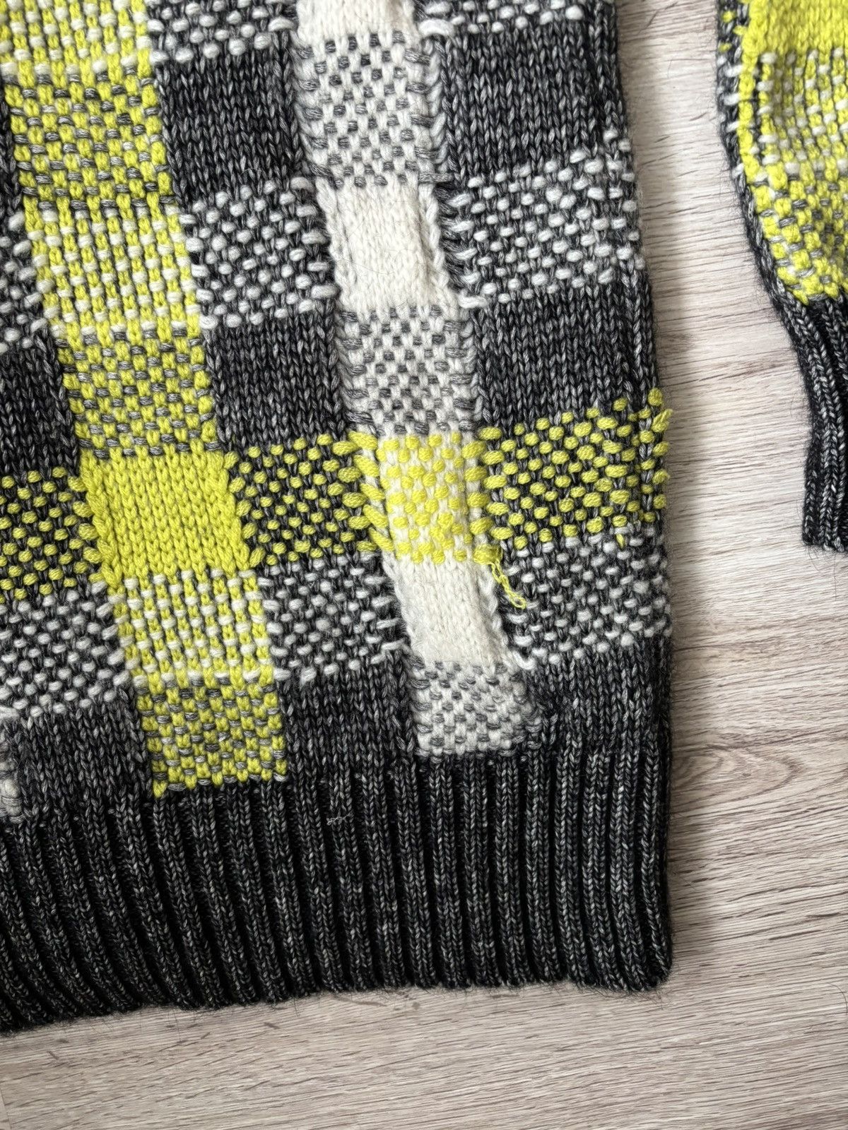 Alexander McQueen MCQ ALEXANDER MCQUEEN Checked knitted cardigan Size S / US 4 / IT 40 - 20 Thumbnail